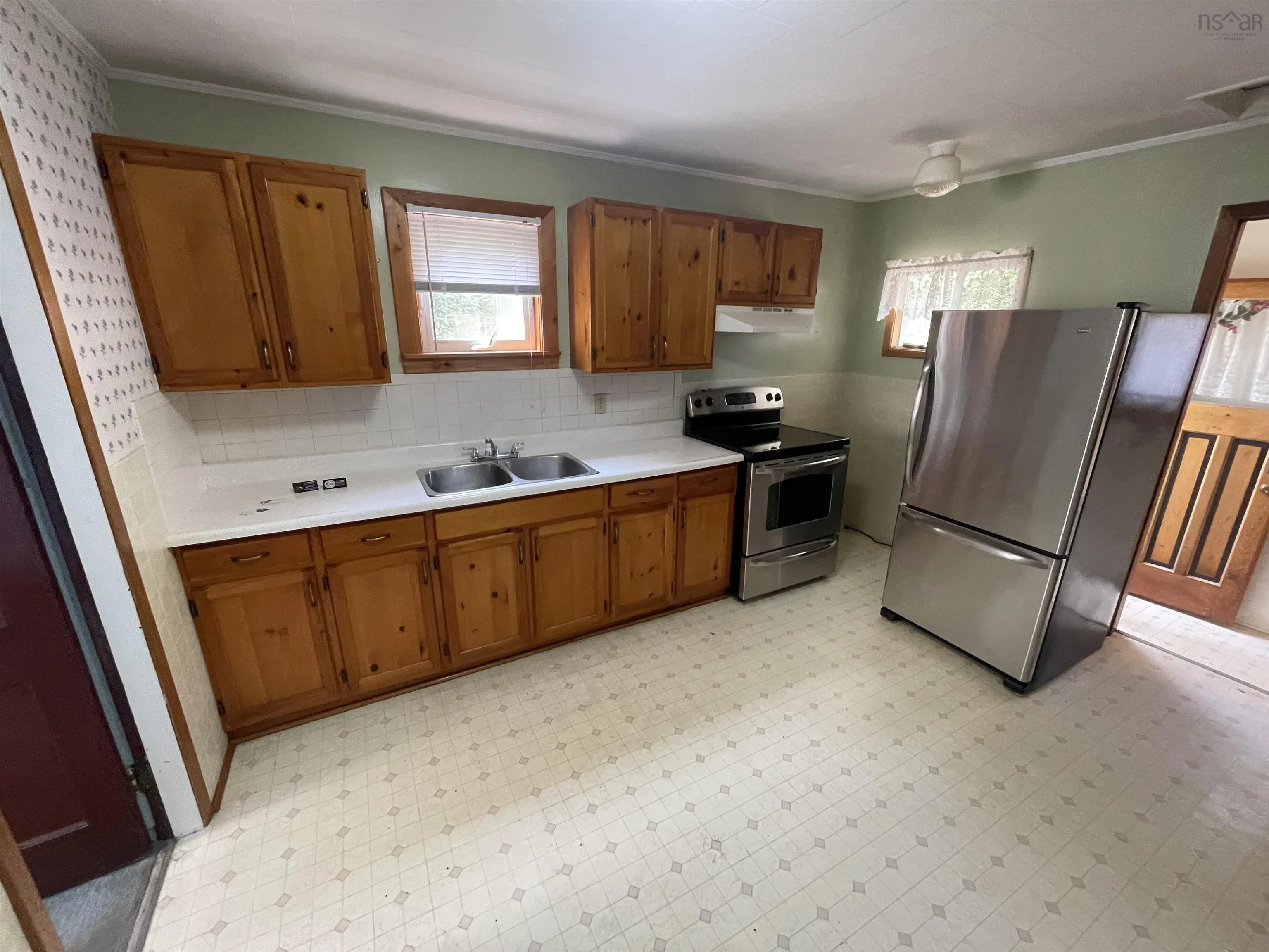 12 Wendy Street, Westmount, NS B1R 1Y2, 2 Bedrooms Bedrooms, ,1 BathroomBathrooms,Residential,For Sale,Wendy,202520036