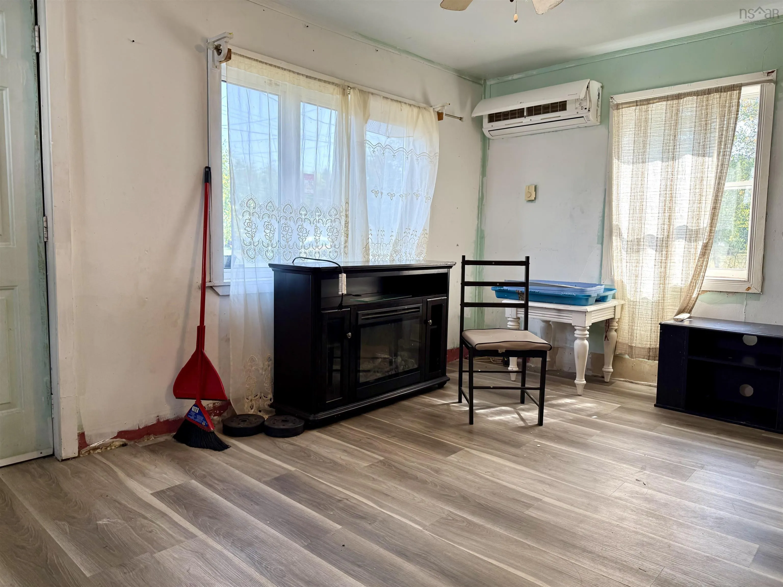 221 Mcgee Street, Springhill, NS B0M 1X0, 3 Bedrooms Bedrooms, ,1 BathroomBathrooms,Residential,For Sale,Mcgee,202520697