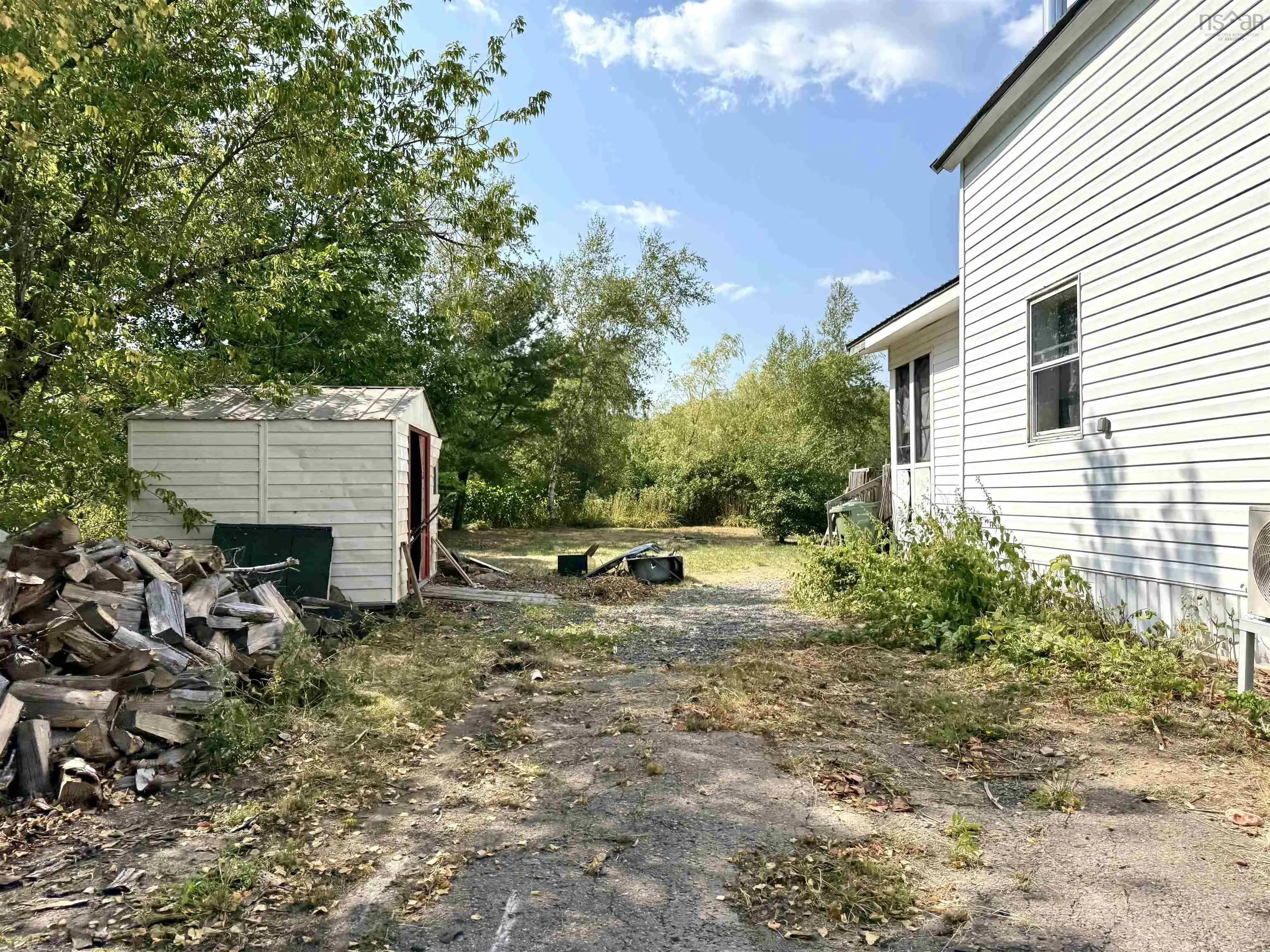 221 Mcgee Street, Springhill, NS B0M 1X0, 3 Bedrooms Bedrooms, ,1 BathroomBathrooms,Residential,For Sale,Mcgee,202520697
