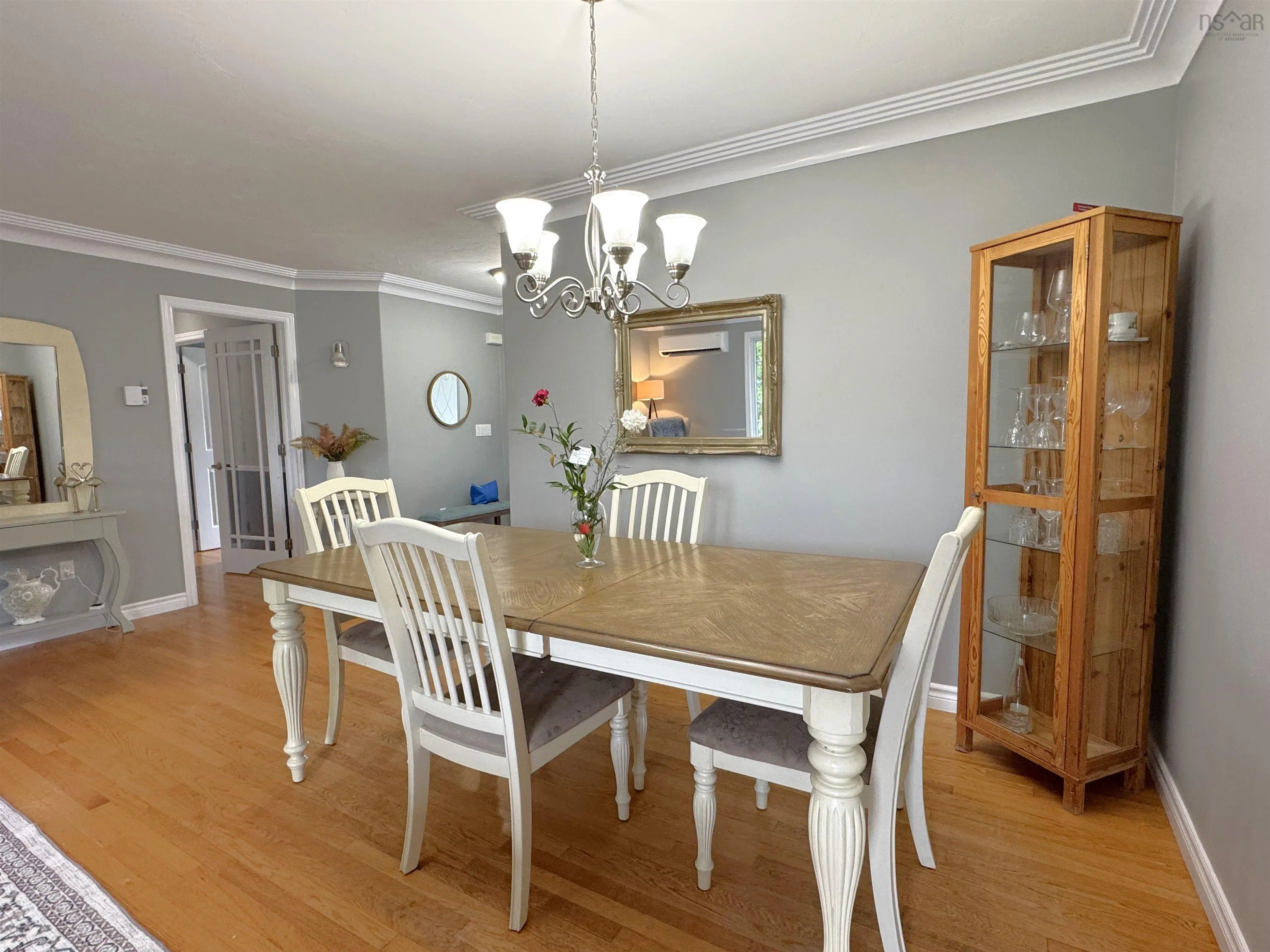 9 Rowan Avenue, New Glasgow, NS B2H 0A3, 5 Bedrooms Bedrooms, ,3 BathroomsBathrooms,Residential,For Sale,Rowan,202517887