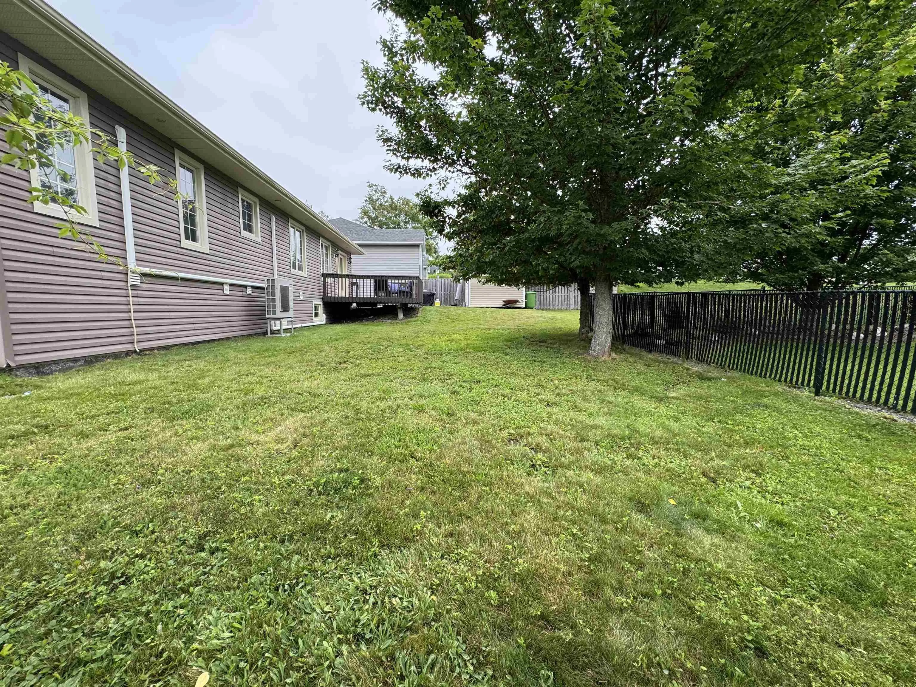 9 Rowan Avenue, New Glasgow, NS B2H 0A3, 5 Bedrooms Bedrooms, ,3 BathroomsBathrooms,Residential,For Sale,Rowan,202517887
