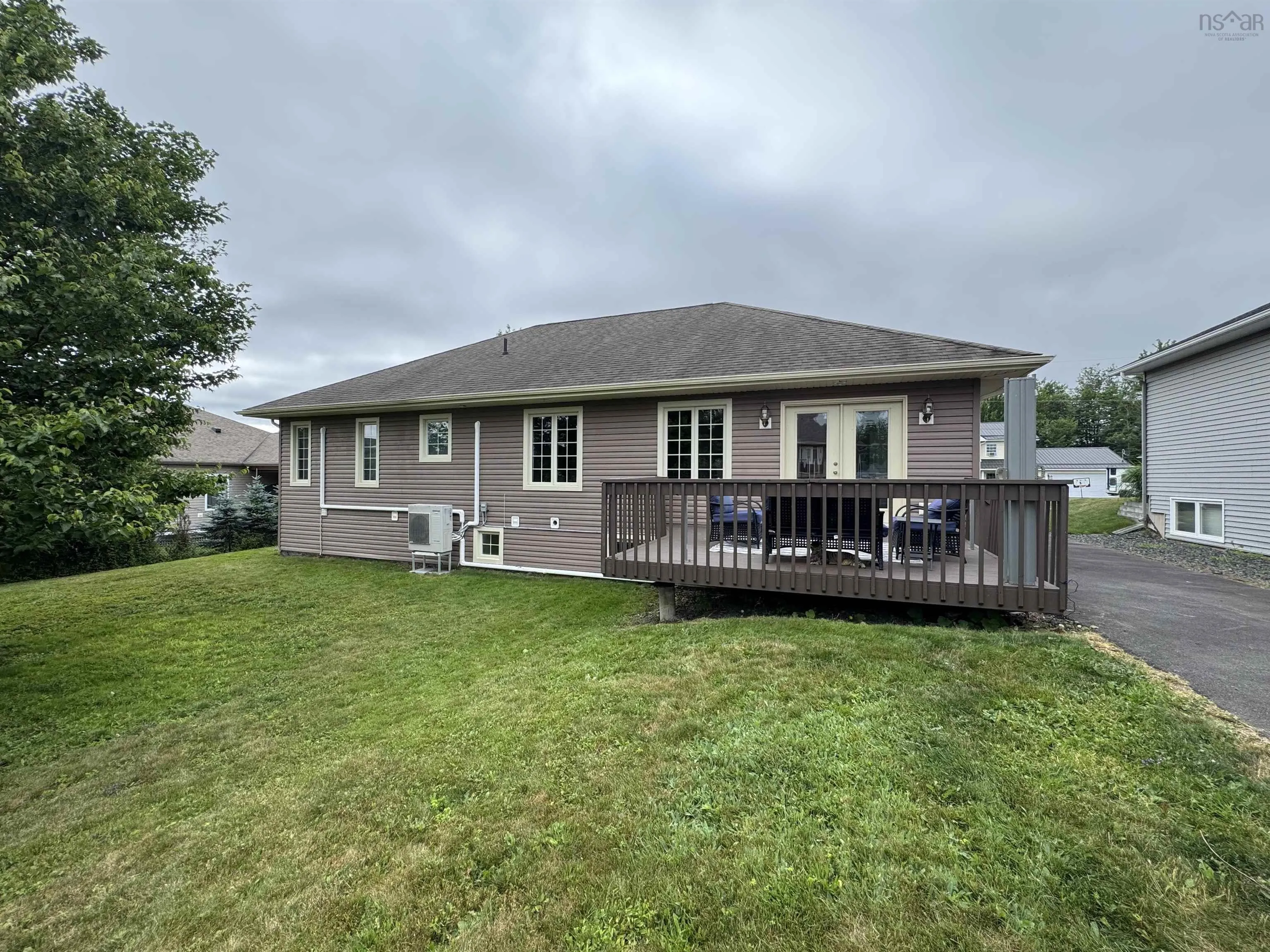 9 Rowan Avenue, New Glasgow, NS B2H 0A3, 5 Bedrooms Bedrooms, ,3 BathroomsBathrooms,Residential,For Sale,Rowan,202517887