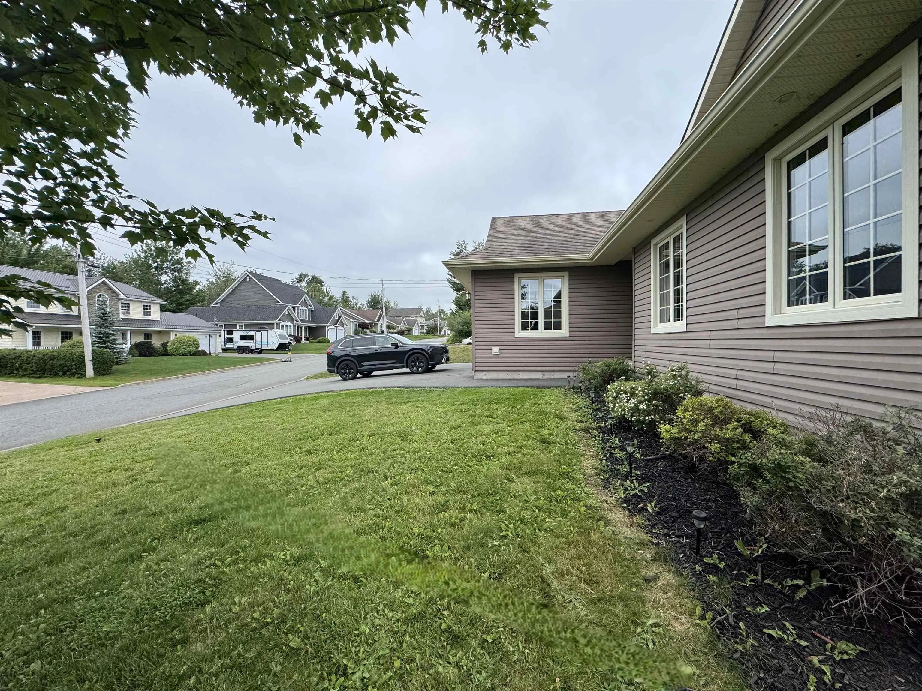 9 Rowan Avenue, New Glasgow, NS B2H 0A3, 5 Bedrooms Bedrooms, ,3 BathroomsBathrooms,Residential,For Sale,Rowan,202517887