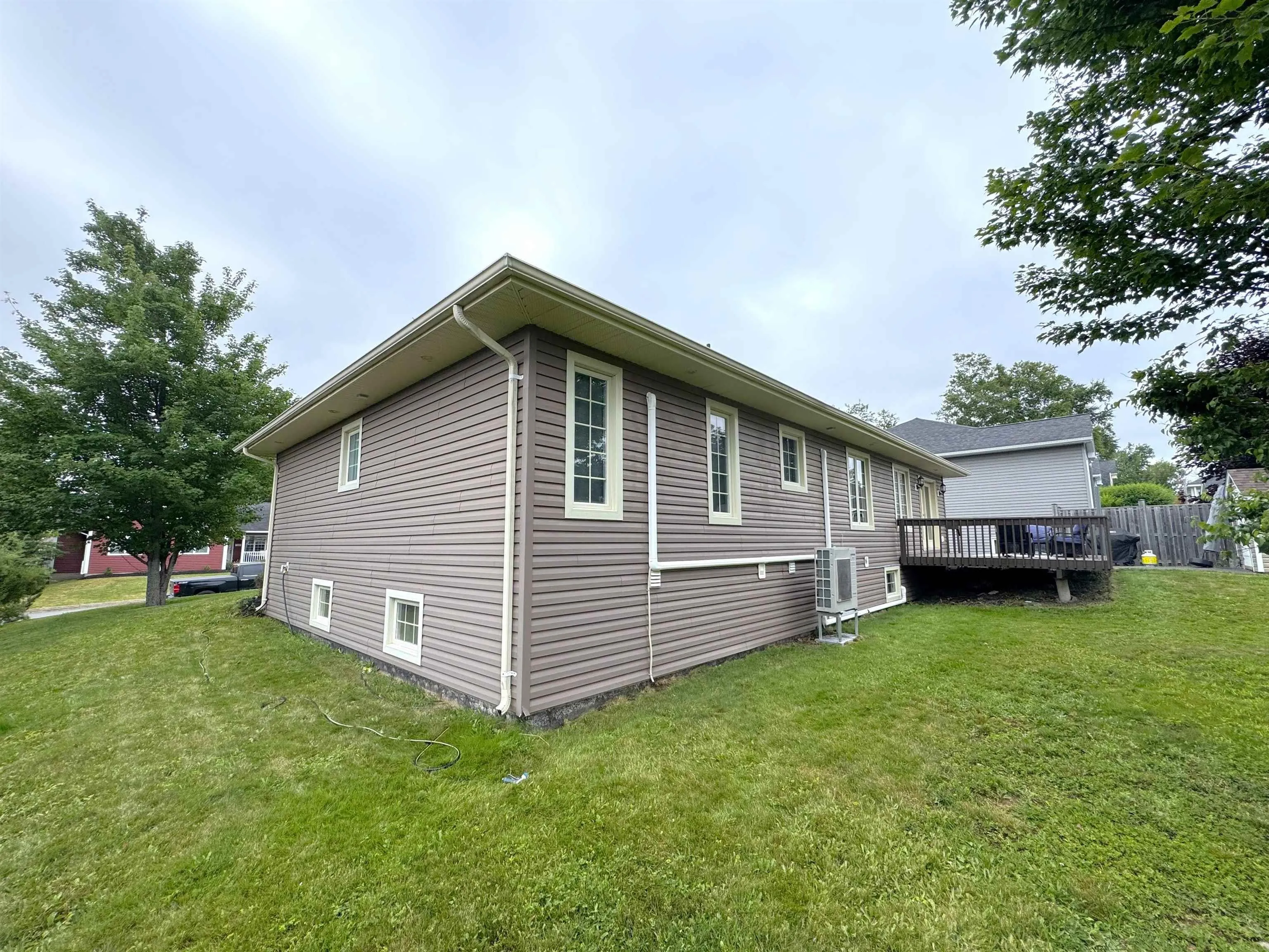 9 Rowan Avenue, New Glasgow, NS B2H 0A3, 5 Bedrooms Bedrooms, ,3 BathroomsBathrooms,Residential,For Sale,Rowan,202517887