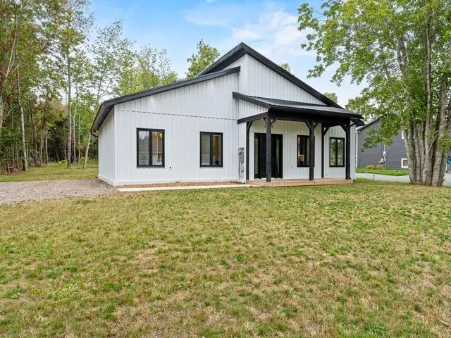 117 Huckleberry Lane, Valley, NS B2N 6K2, 3 Bedrooms Bedrooms, ,2 BathroomsBathrooms,Residential,For Sale,Huckleberry,202523156