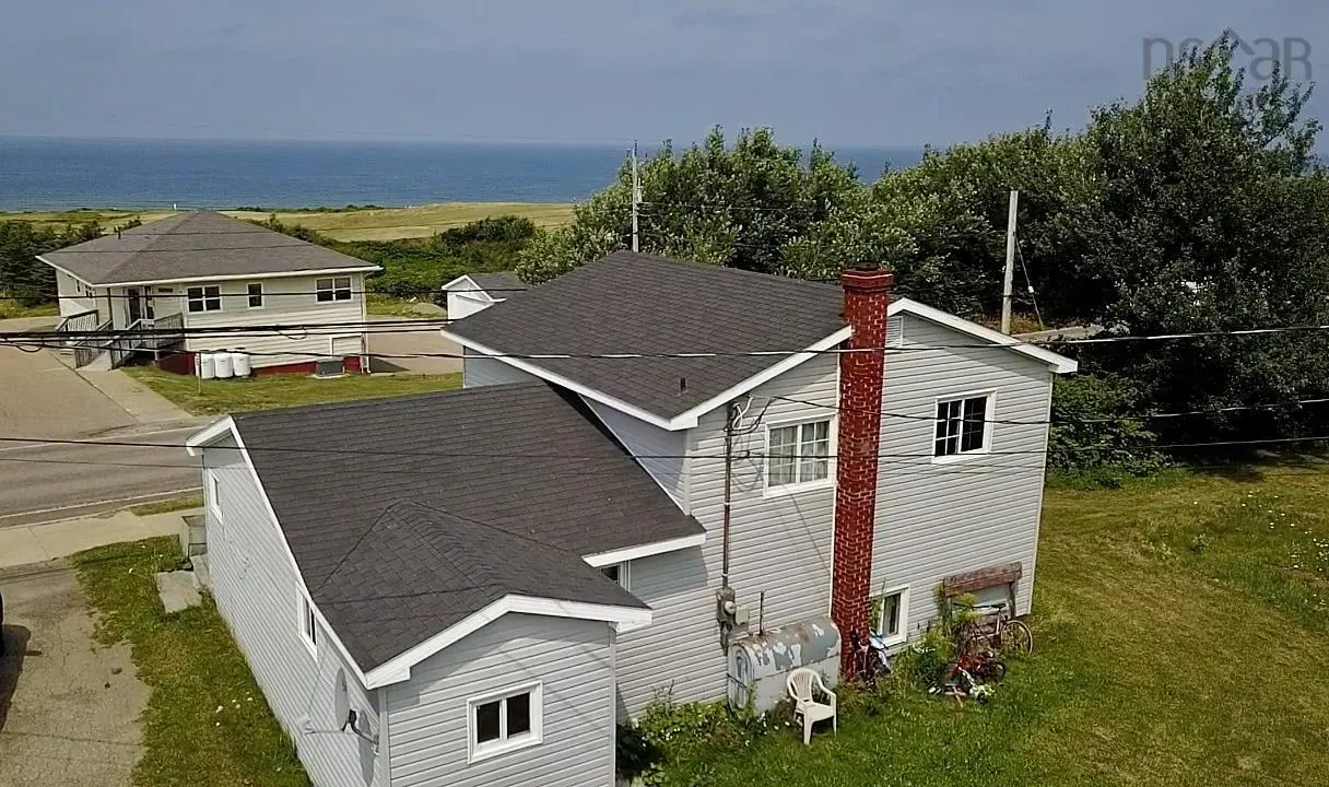 15996 Central Avenue, Inverness, NS B0E 1N0, 2 Bedrooms Bedrooms, ,2 BathroomsBathrooms,Residential,For Sale,Central,202519374