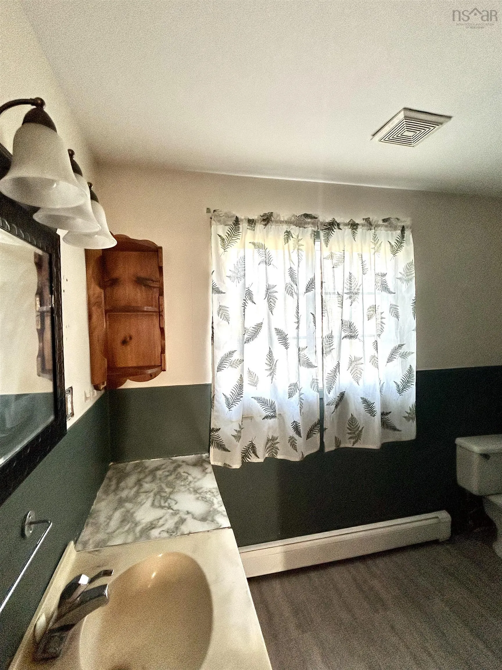 15996 Central Avenue, Inverness, NS B0E 1N0, 2 Bedrooms Bedrooms, ,2 BathroomsBathrooms,Residential,For Sale,Central,202519374