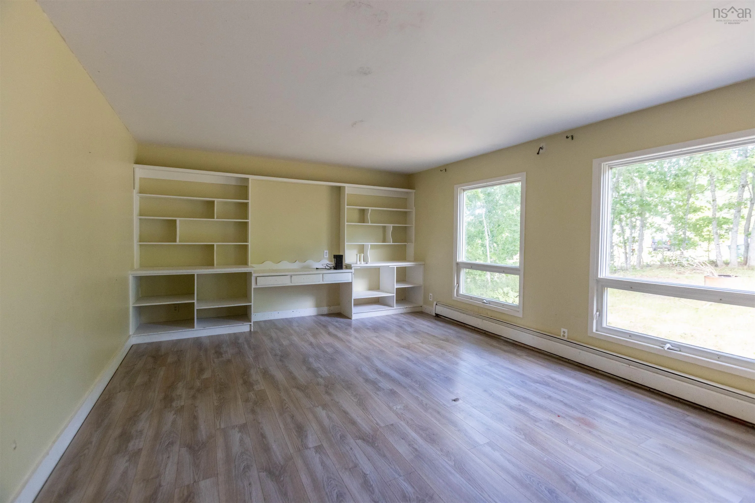32 Victoria Street, Springhill, NS B0M 1X0, 3 Bedrooms Bedrooms, ,2 BathroomsBathrooms,Residential,For Sale,Victoria,202521165