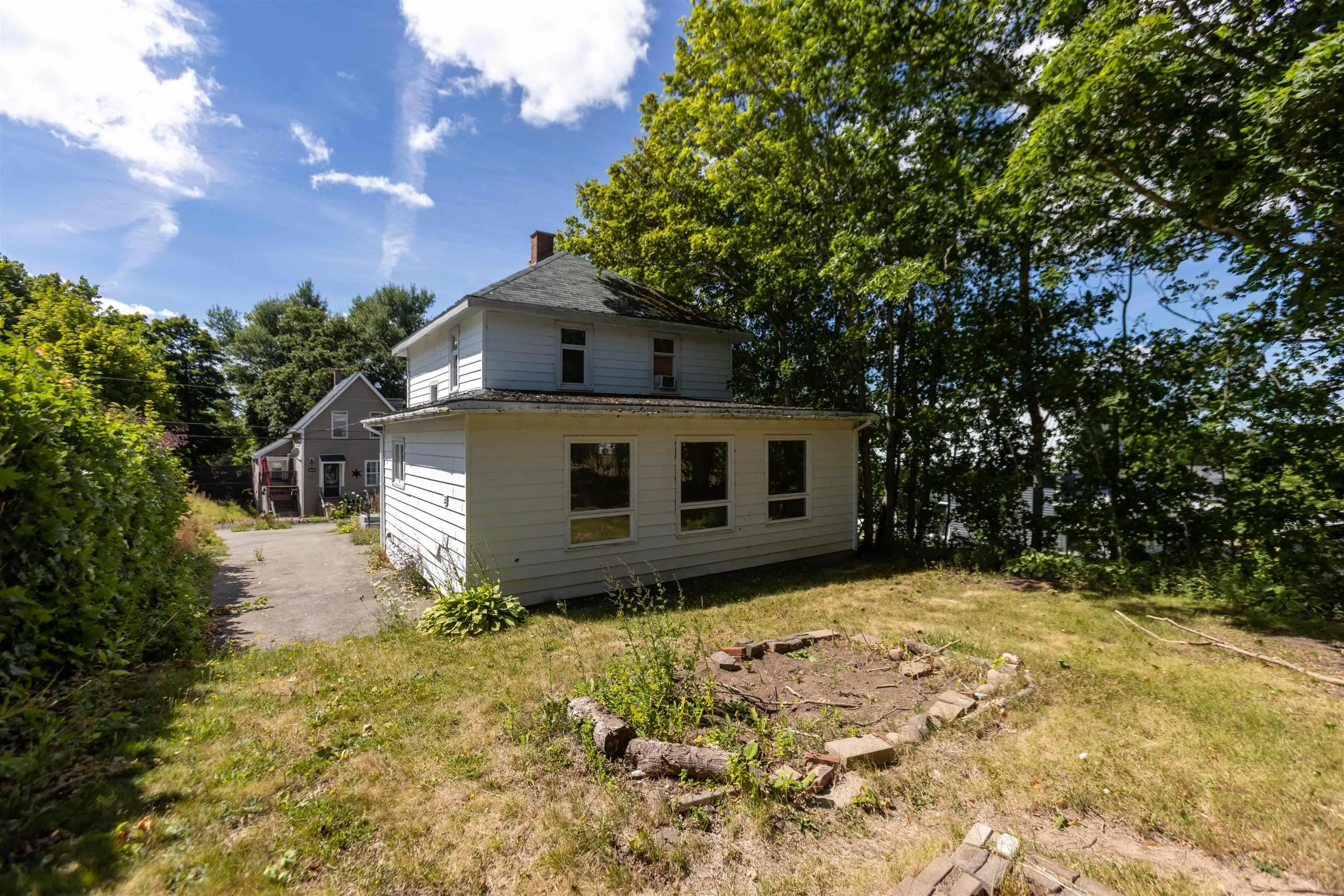 32 Victoria Street, Springhill, NS B0M 1X0, 3 Bedrooms Bedrooms, ,2 BathroomsBathrooms,Residential,For Sale,Victoria,202521165