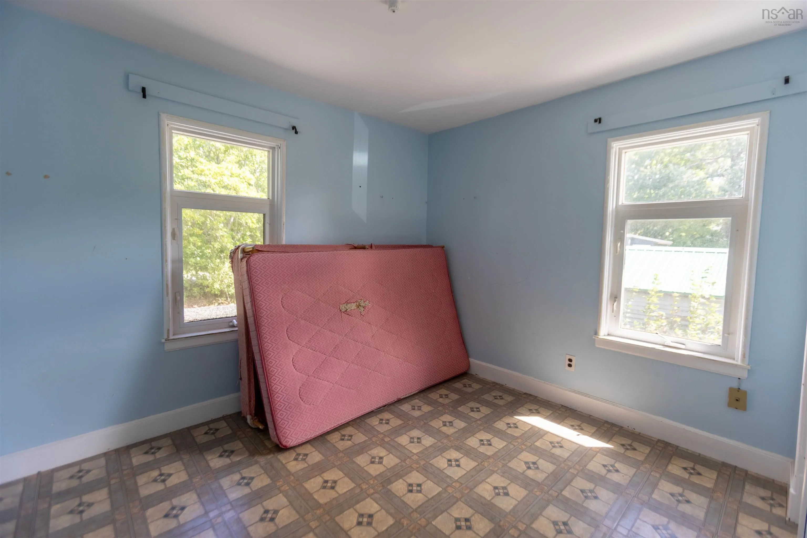 32 Victoria Street, Springhill, NS B0M 1X0, 3 Bedrooms Bedrooms, ,2 BathroomsBathrooms,Residential,For Sale,Victoria,202521165