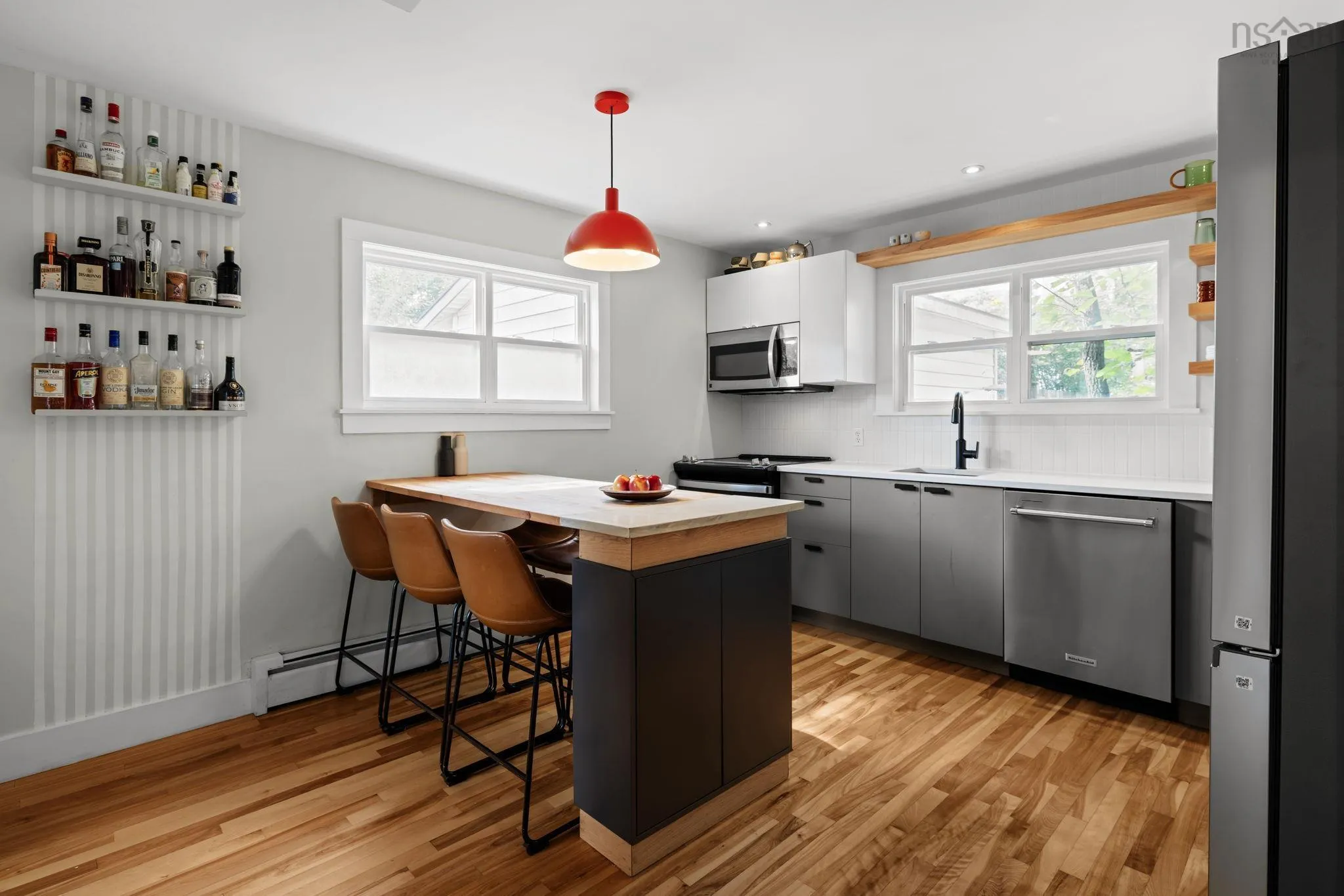 5873 Columbus Street, Halifax, NS B3K 2H3, 2 Bedrooms Bedrooms, ,2 BathroomsBathrooms,Residential,For Sale,Columbus,202523637