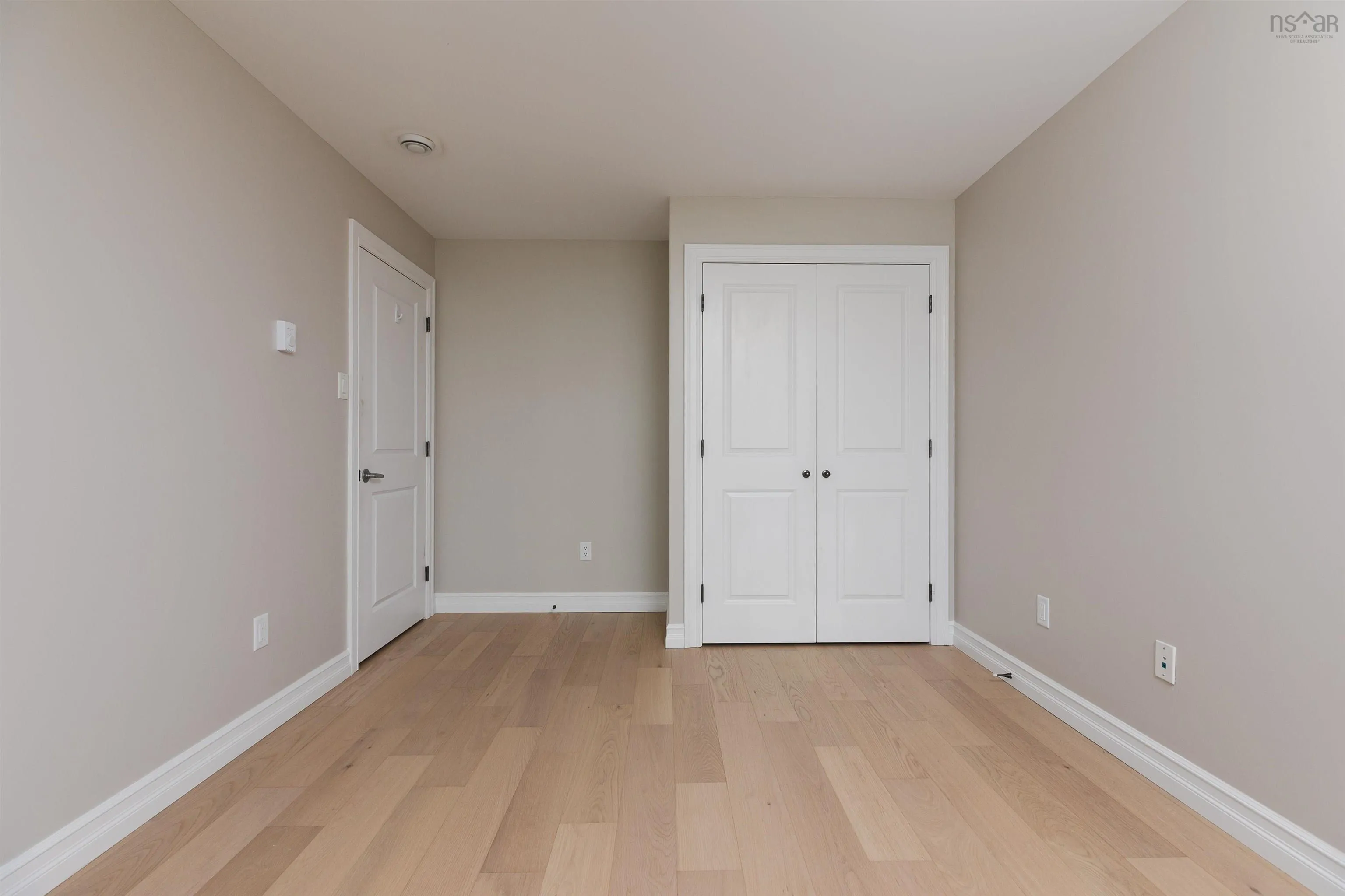 401-2677 Gladstone Street, Halifax, NS B3K 0A3, 3 Bedrooms Bedrooms, ,2 BathroomsBathrooms,Residential,For Sale,Gladstone,202524724