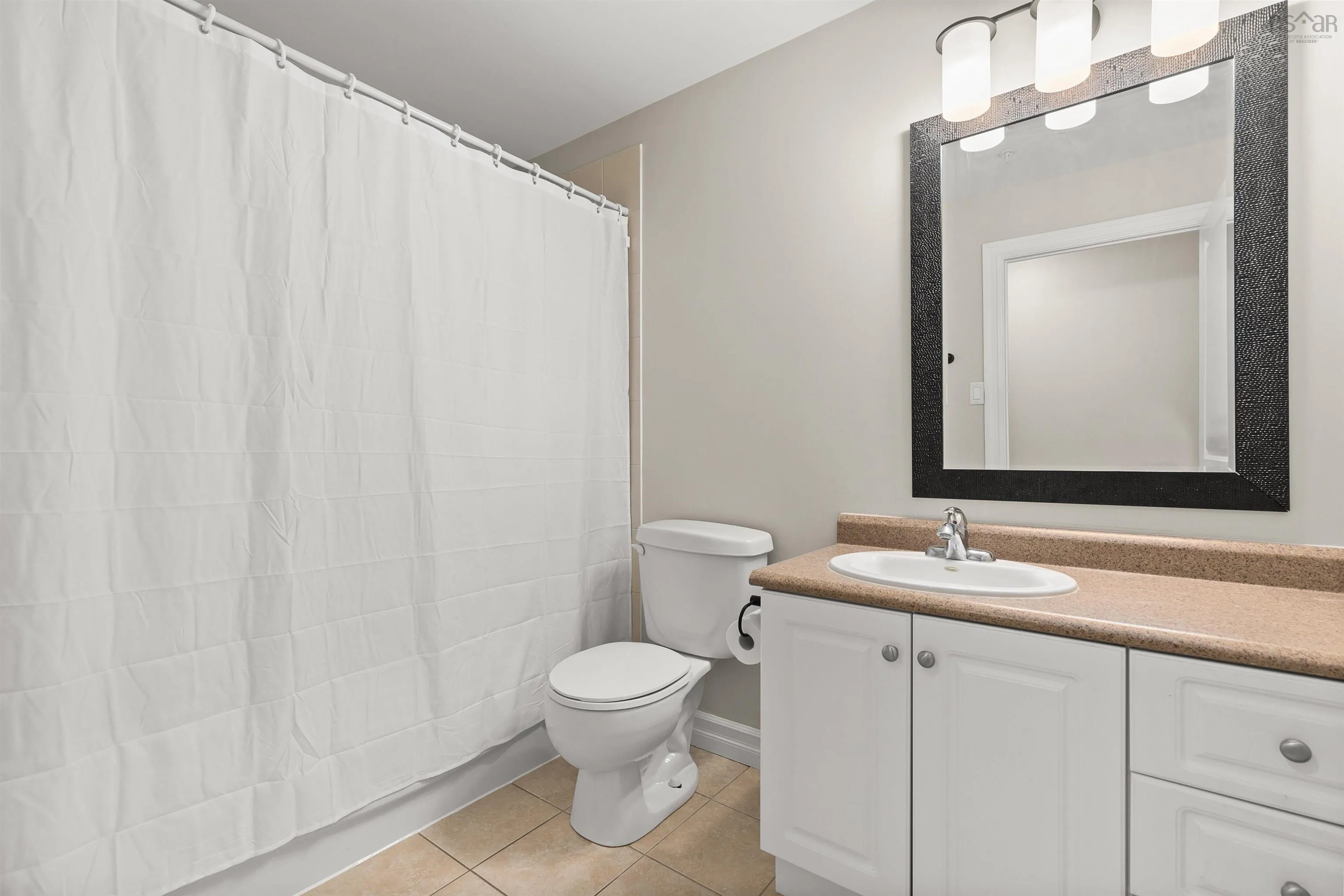 401-2677 Gladstone Street, Halifax, NS B3K 0A3, 3 Bedrooms Bedrooms, ,2 BathroomsBathrooms,Residential,For Sale,Gladstone,202524724