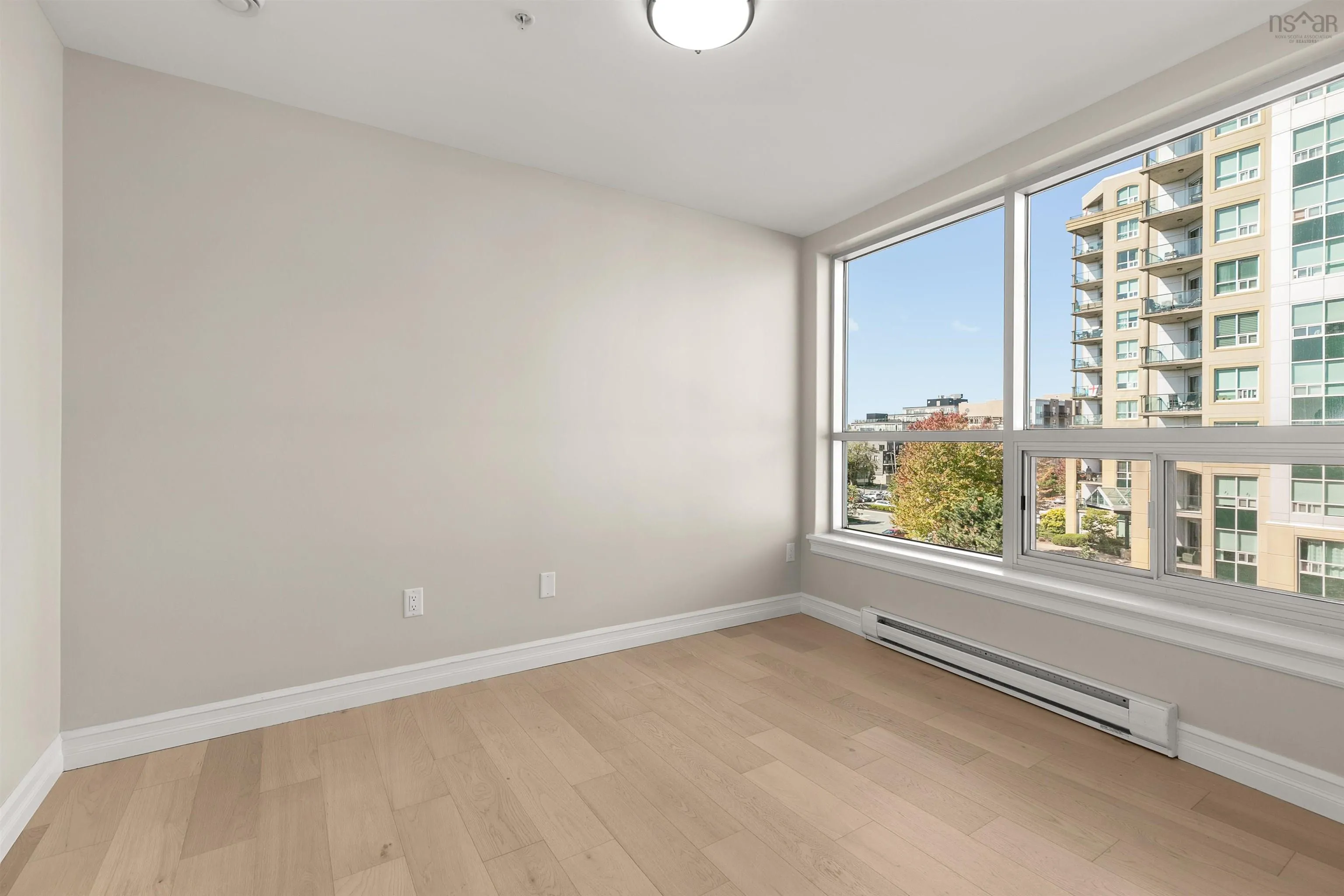 401-2677 Gladstone Street, Halifax, NS B3K 0A3, 3 Bedrooms Bedrooms, ,2 BathroomsBathrooms,Residential,For Sale,Gladstone,202524724
