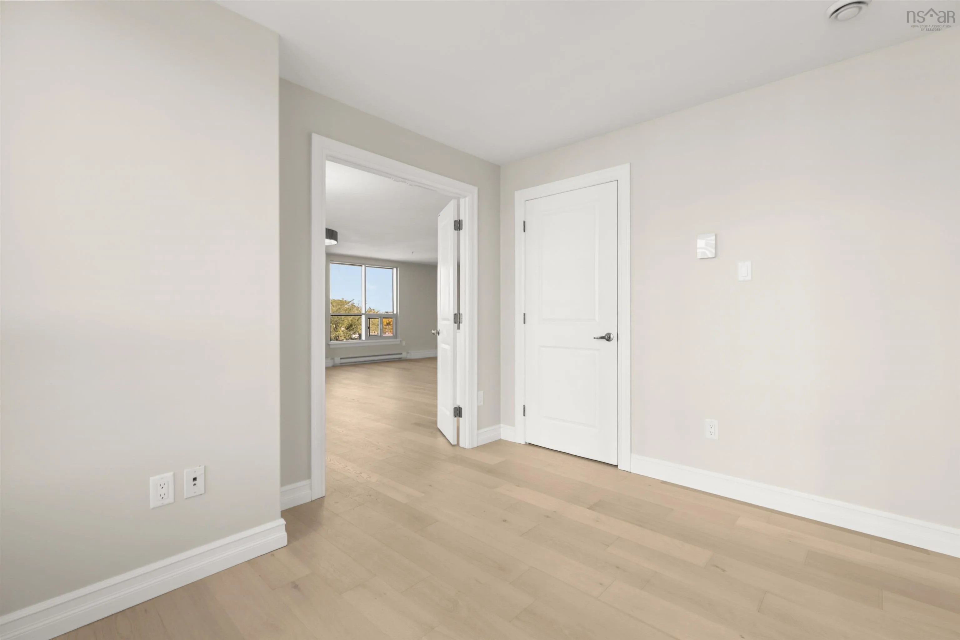 401-2677 Gladstone Street, Halifax, NS B3K 0A3, 3 Bedrooms Bedrooms, ,2 BathroomsBathrooms,Residential,For Sale,Gladstone,202524724