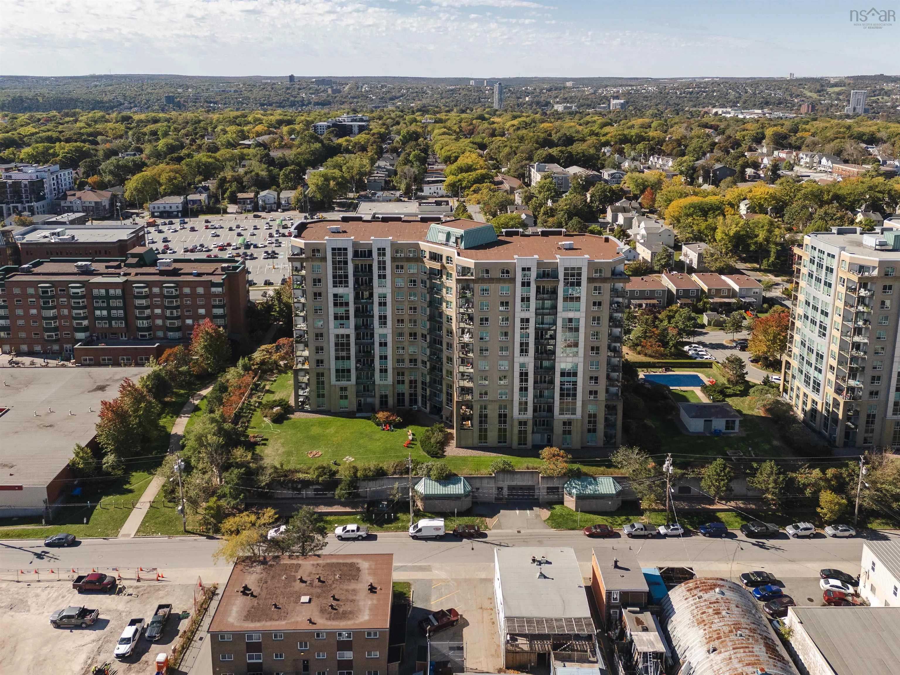 401-2677 Gladstone Street, Halifax, NS B3K 0A3, 3 Bedrooms Bedrooms, ,2 BathroomsBathrooms,Residential,For Sale,Gladstone,202524724