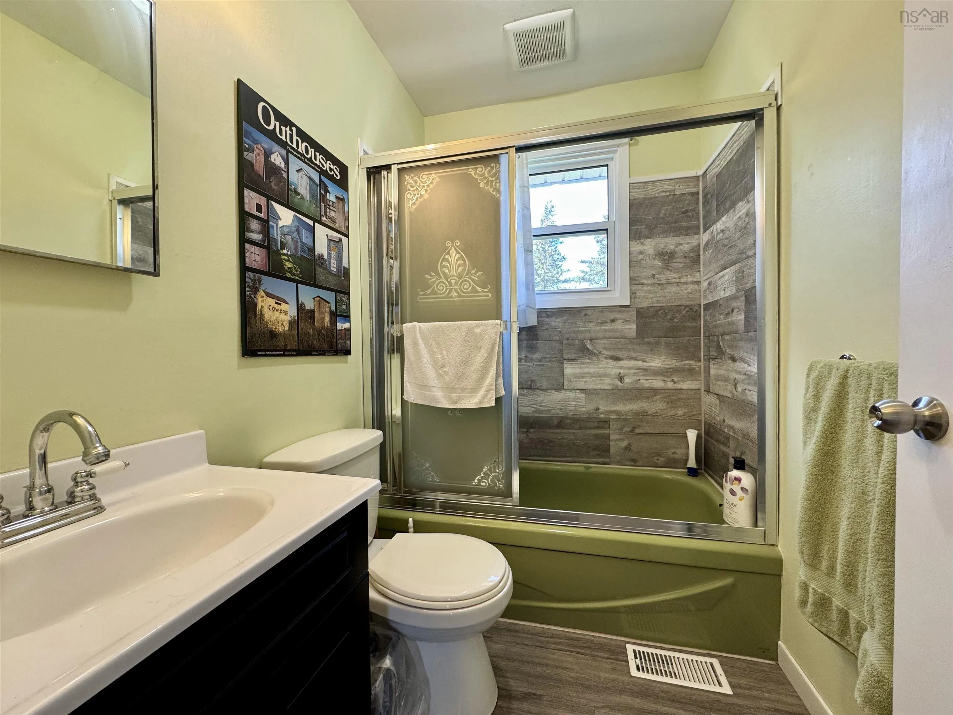 171 Rocky Bay Rd., Pondville, NS B0E 1K0, 2 Bedrooms Bedrooms, ,1 BathroomBathrooms,Residential,For Sale,Rocky Bay Rd.,202523112