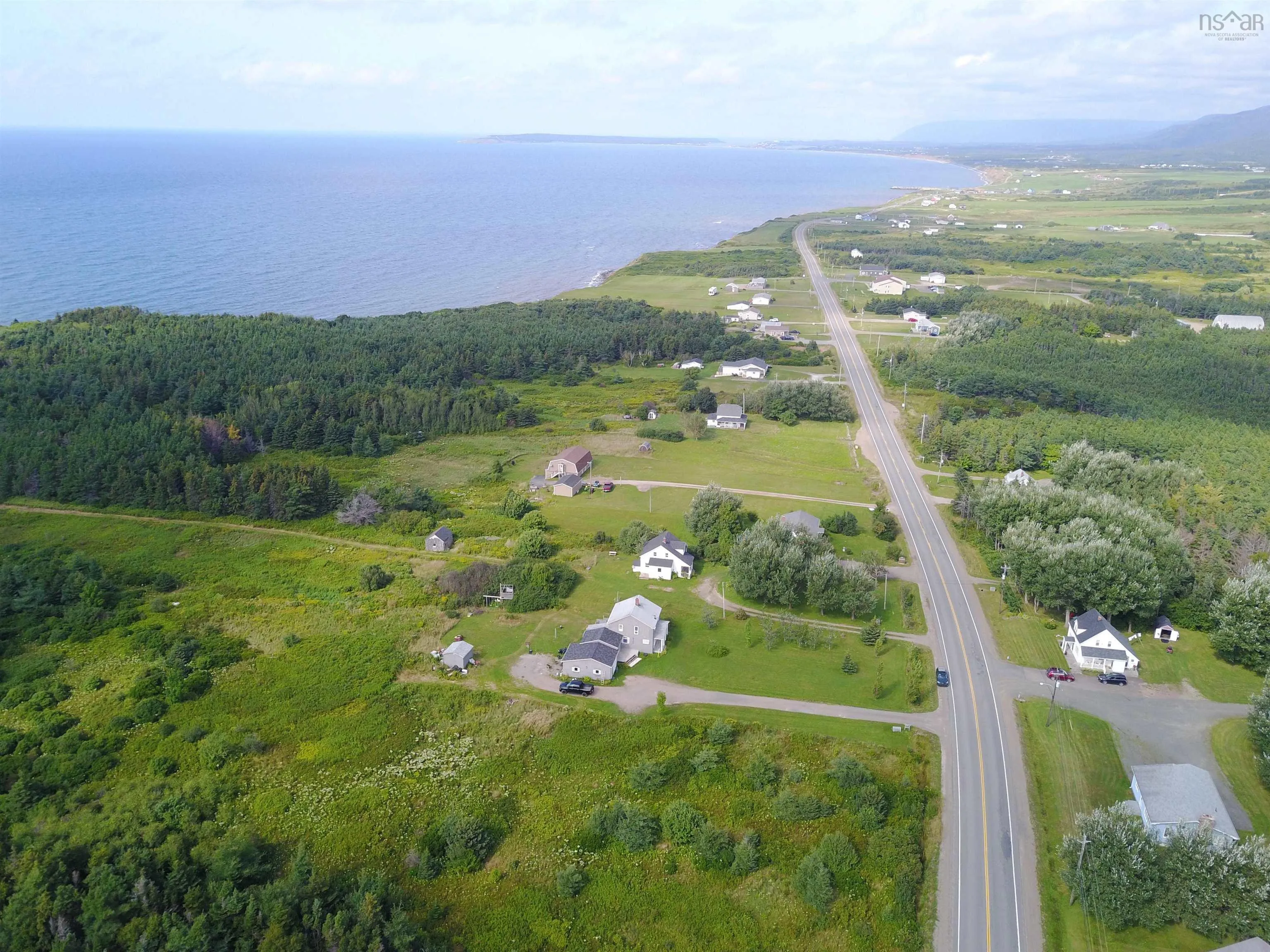 12723 Cabot Trail, Grand Étang Ns B0e 1h0, 4 Bedrooms Bedrooms, ,2 BathroomsBathrooms,Residential,For Sale,Cabot,202505815