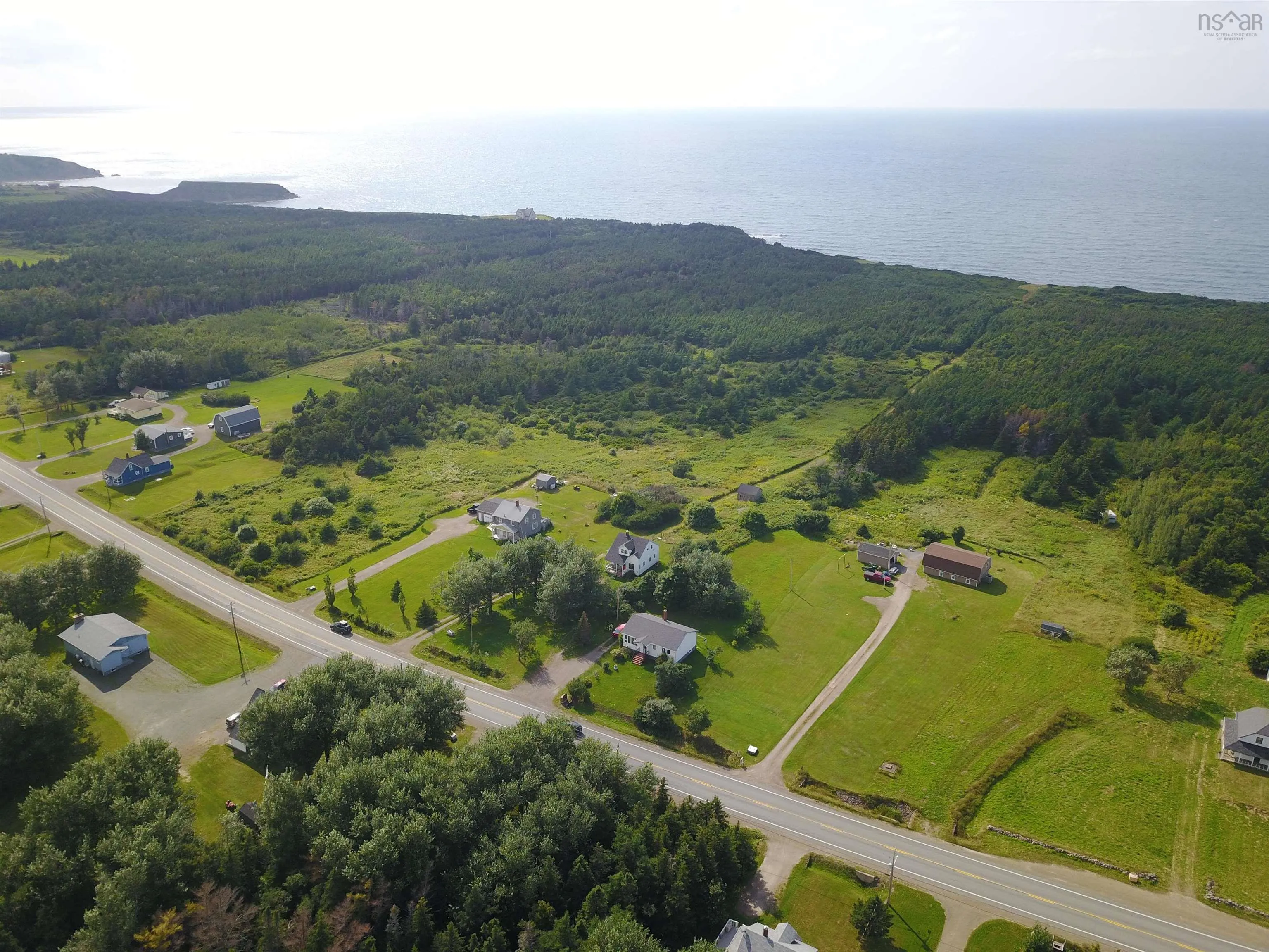 12723 Cabot Trail, Grand Étang Ns B0e 1h0, 4 Bedrooms Bedrooms, ,2 BathroomsBathrooms,Residential,For Sale,Cabot,202505815