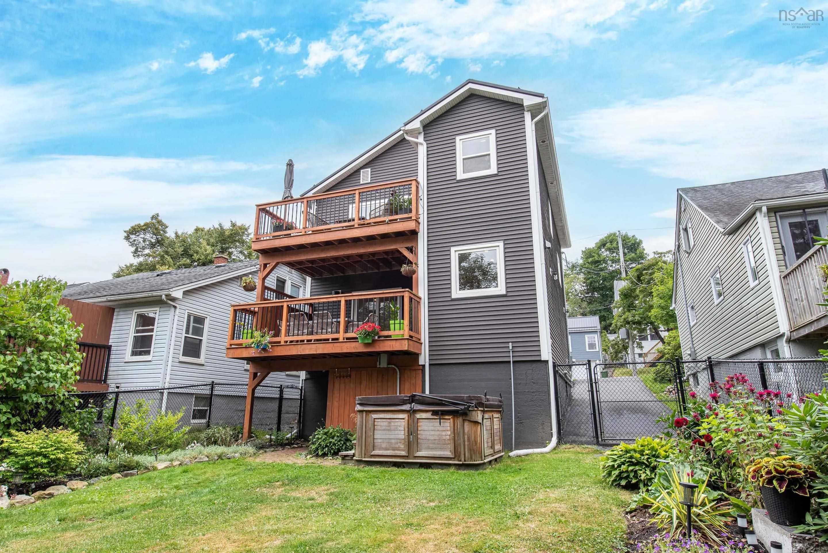 3691 Lynch Street, Halifax, NS B3K 3L3, 4 Bedrooms Bedrooms, ,4 BathroomsBathrooms,Residential,For Sale,Lynch,202519550