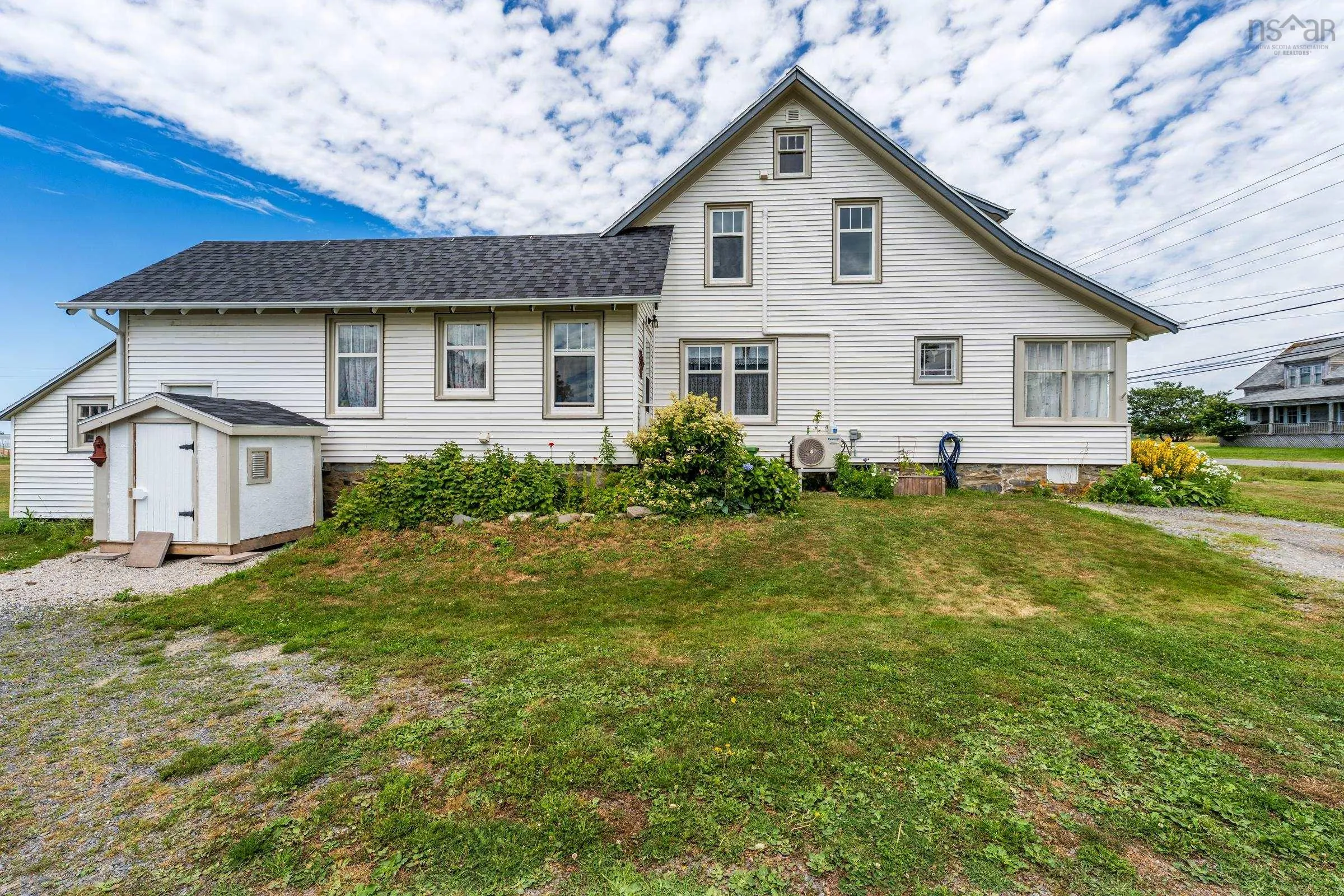 451 Highway 1, Comeauville, NS B0W 2Z2, 4 Bedrooms Bedrooms, ,2 BathroomsBathrooms,Residential,For Sale,Highway 1,202518408