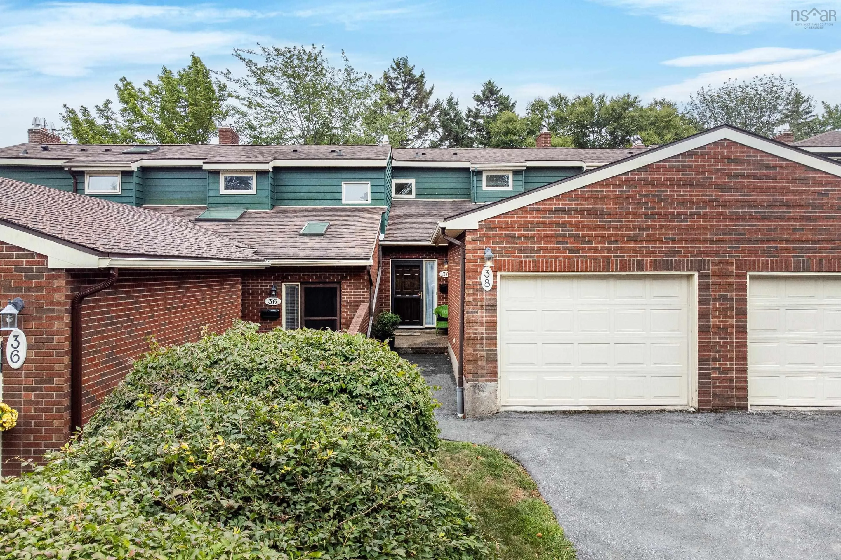38 Braemount Drive, Clayton Park, NS B3M 3P3, 2 Bedrooms Bedrooms, ,3 BathroomsBathrooms,Residential,For Sale,Braemount,202521797