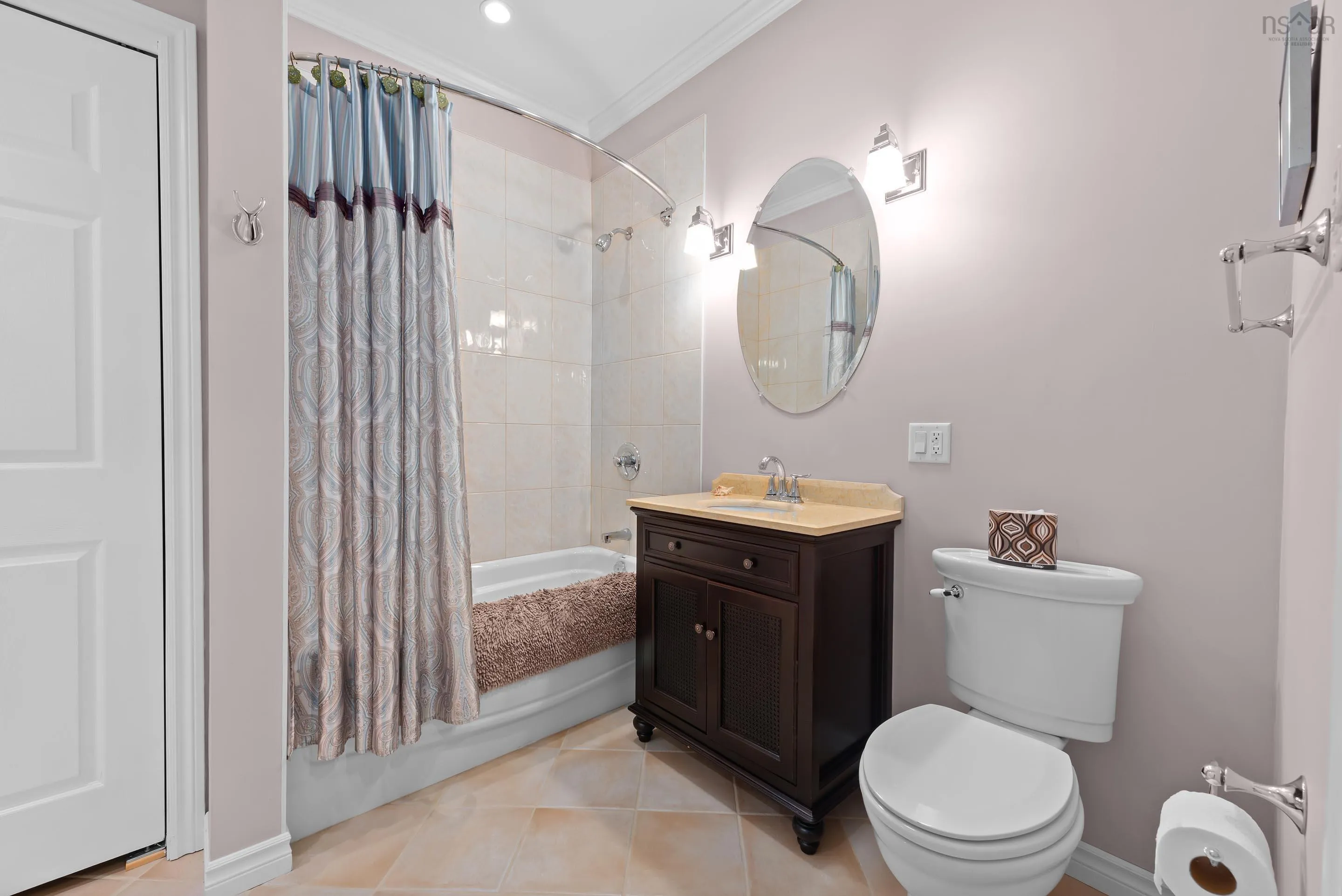 38 Braemount Drive, Clayton Park, NS B3M 3P3, 2 Bedrooms Bedrooms, ,3 BathroomsBathrooms,Residential,For Sale,Braemount,202521797