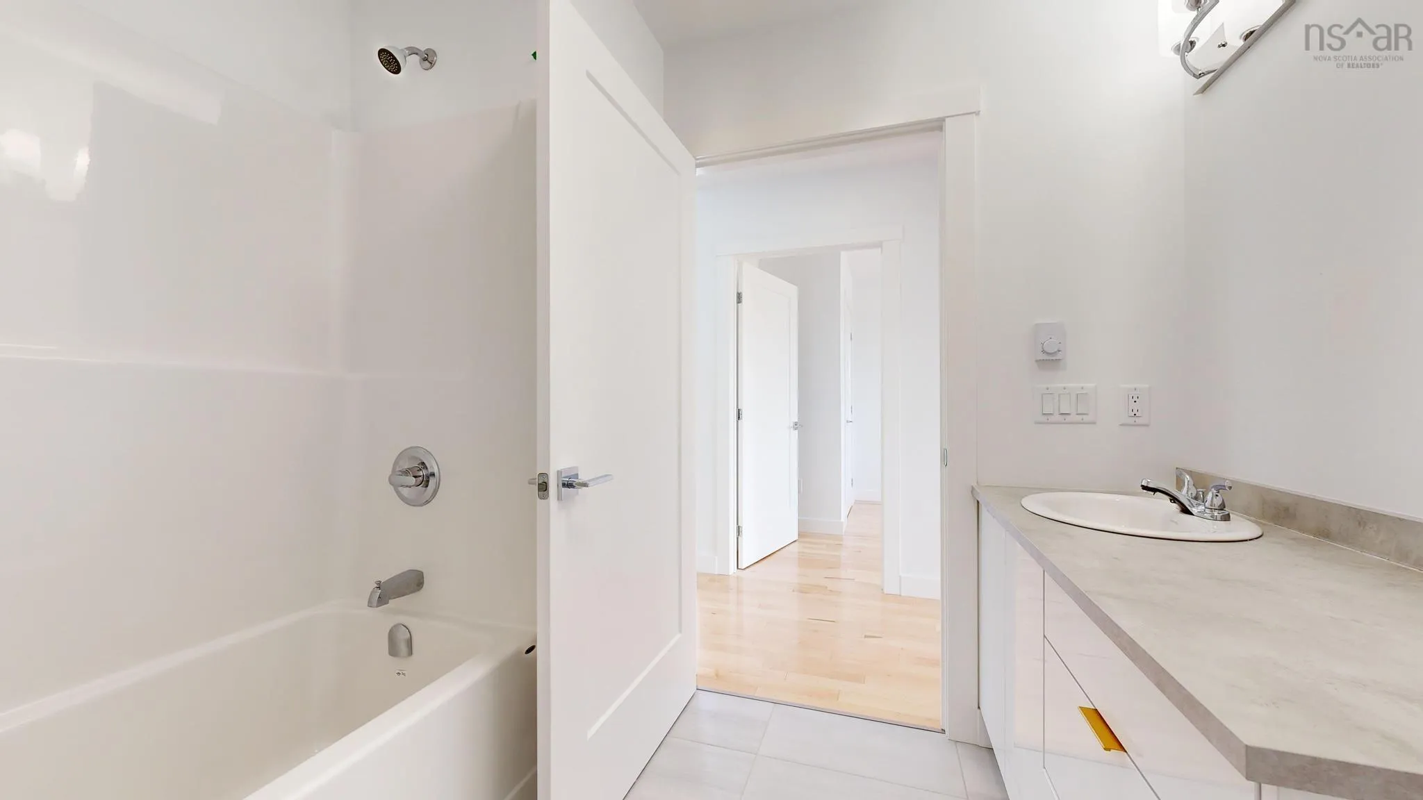 206 Brunello Boulevard, Brunello Estates, NS B3T 0J4, 3 Bedrooms Bedrooms, ,4 BathroomsBathrooms,Residential,For Sale,Brunello,202517743