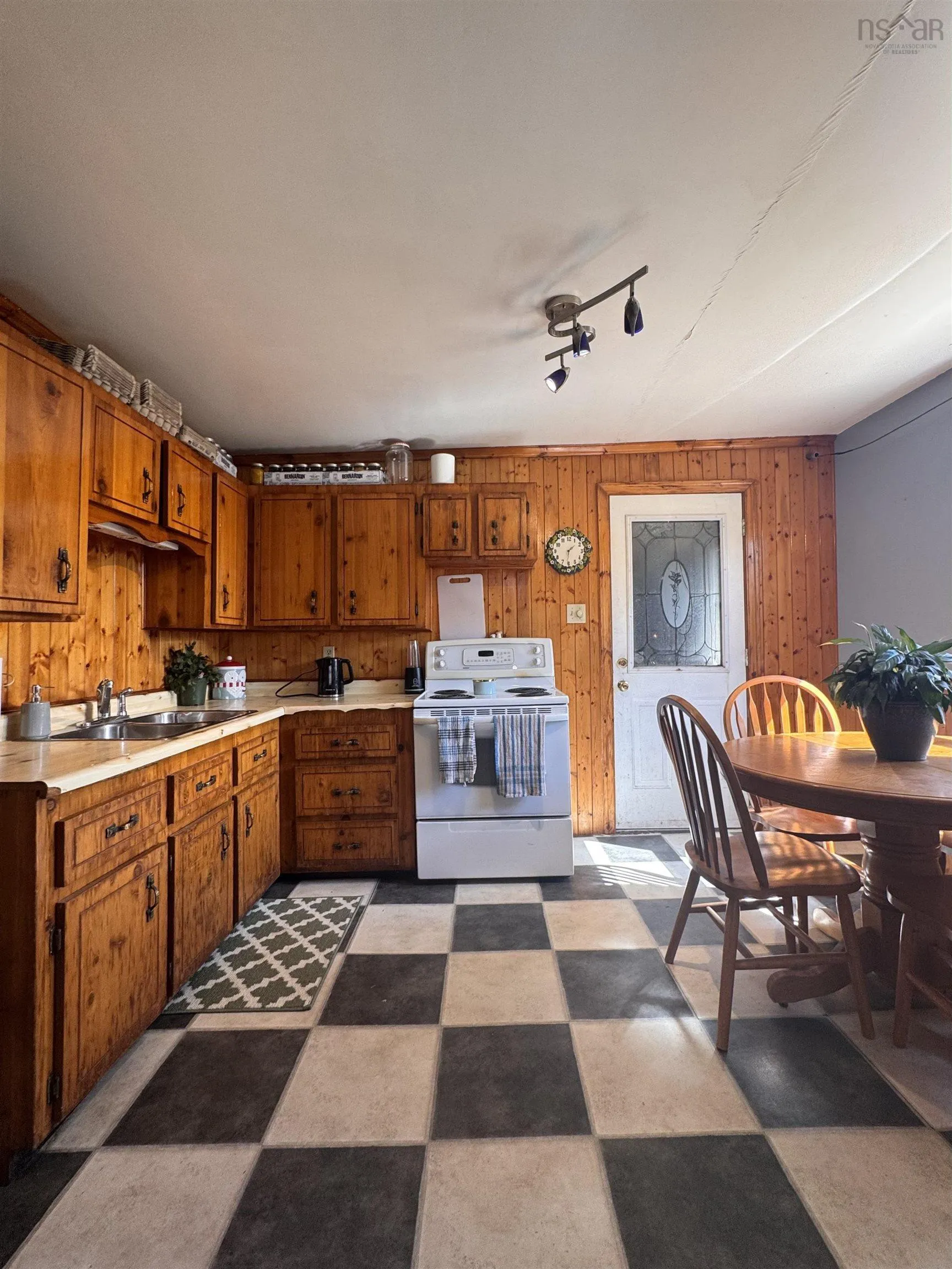 1490 Gunn Road, Bigney, NS B0K 1N0, 2 Bedrooms Bedrooms, ,1 BathroomBathrooms,Residential,For Sale,Gunn,202523377