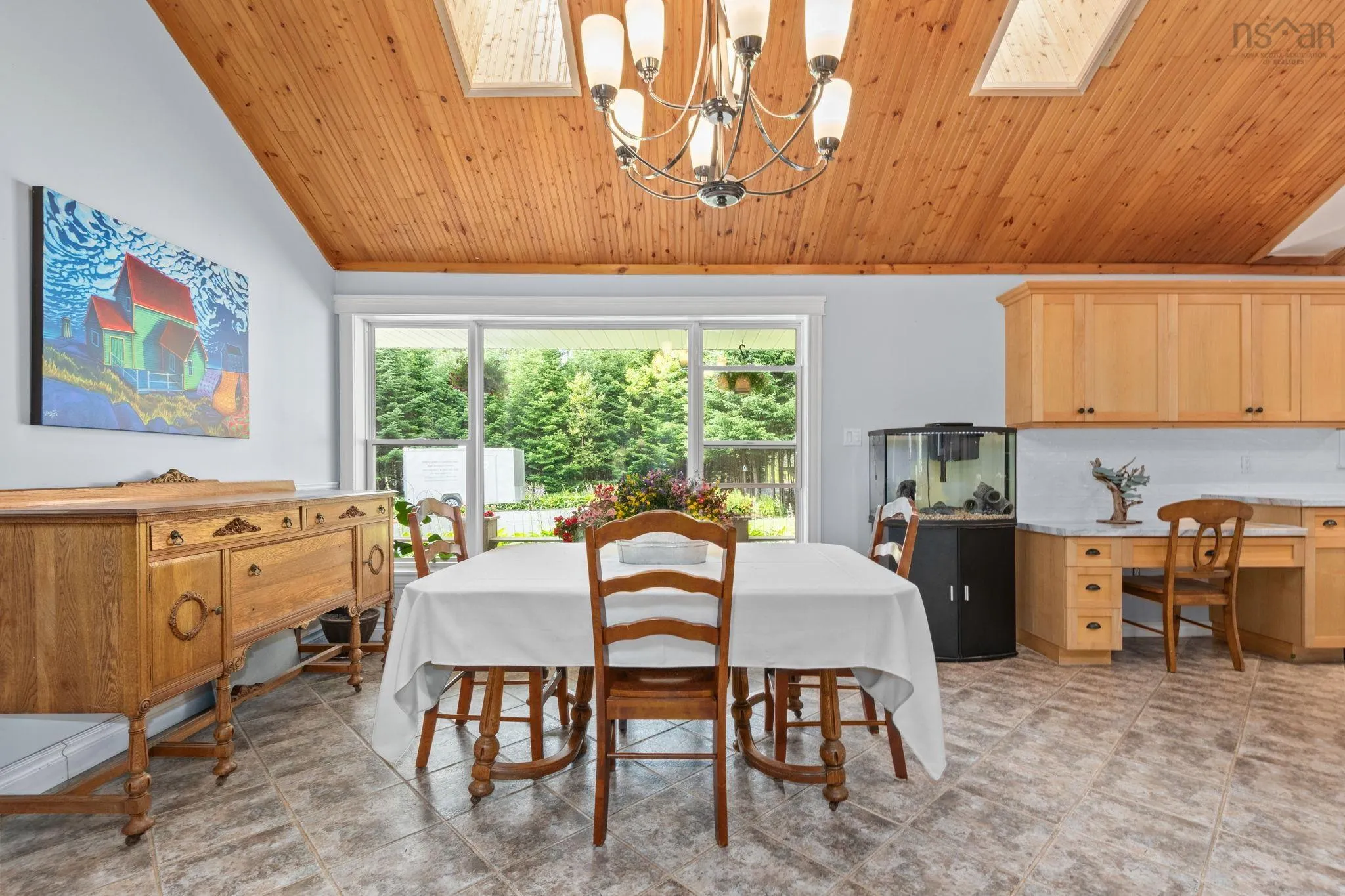 6 Spruce Lane, Boutiliers Point, NS B3Z 4G8, 3 Bedrooms Bedrooms, ,2 BathroomsBathrooms,Residential,For Sale,Spruce,202518709