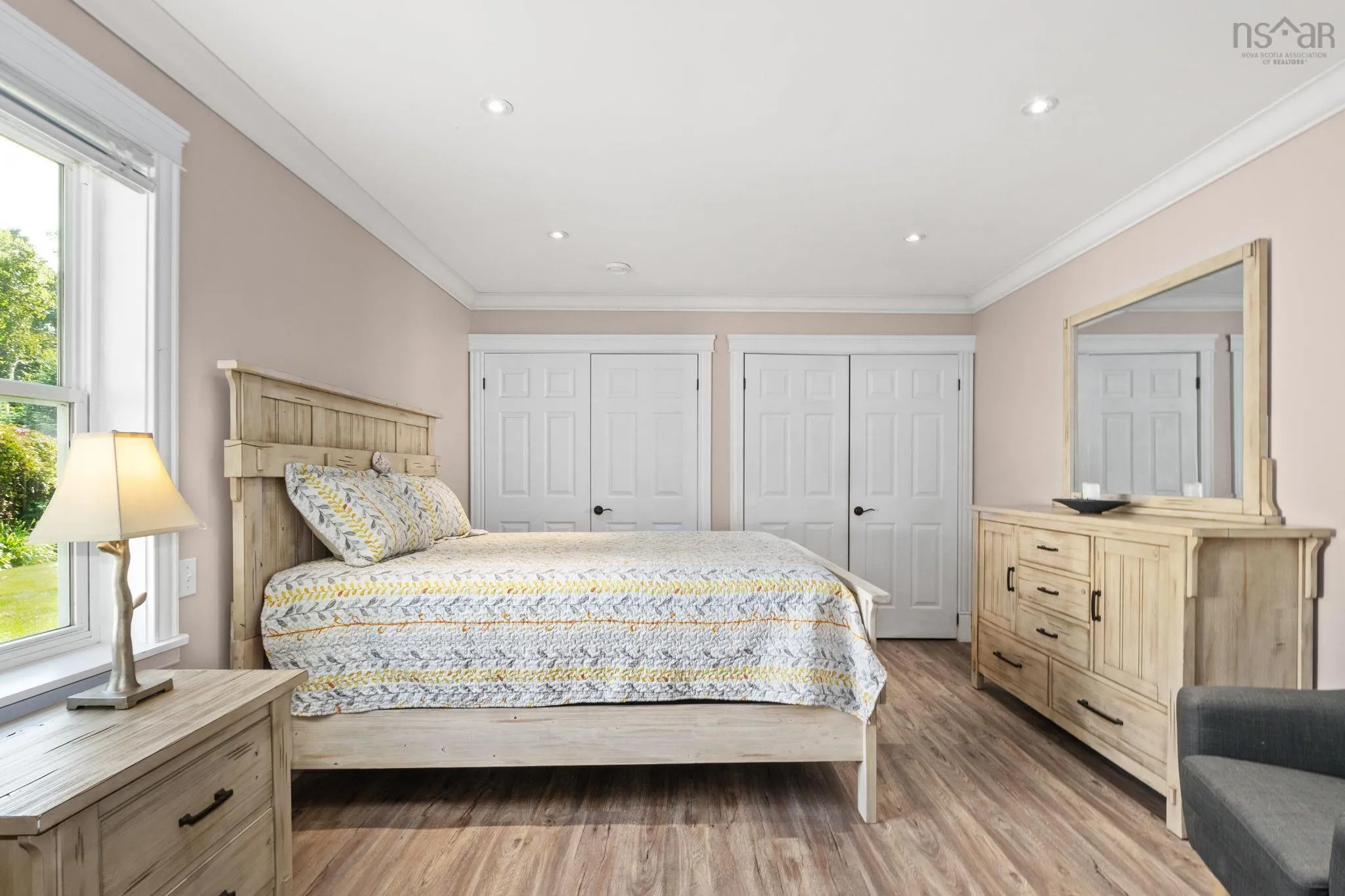 6 Spruce Lane, Boutiliers Point, NS B3Z 4G8, 3 Bedrooms Bedrooms, ,2 BathroomsBathrooms,Residential,For Sale,Spruce,202518709