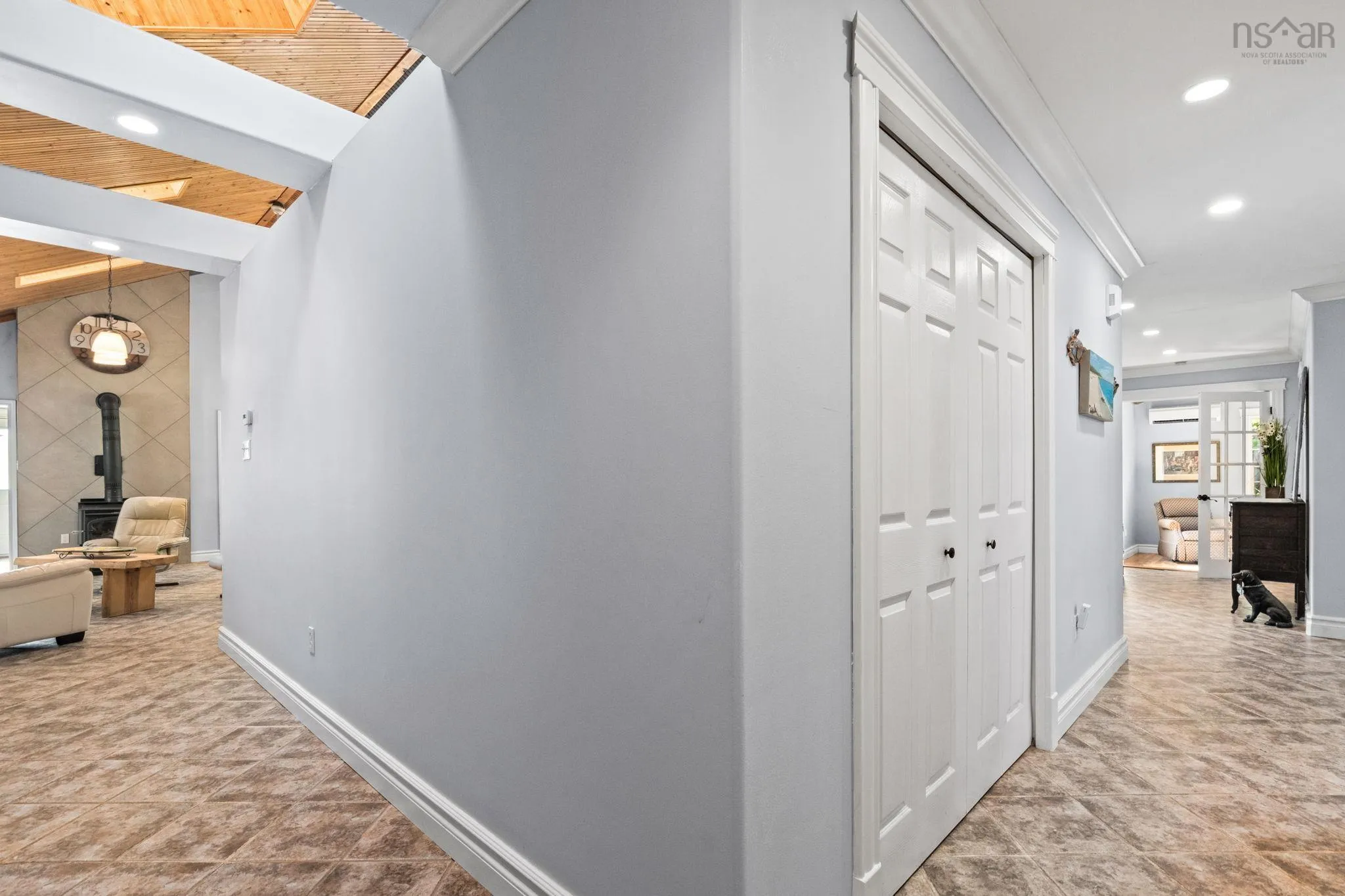 6 Spruce Lane, Boutiliers Point, NS B3Z 4G8, 3 Bedrooms Bedrooms, ,2 BathroomsBathrooms,Residential,For Sale,Spruce,202518709