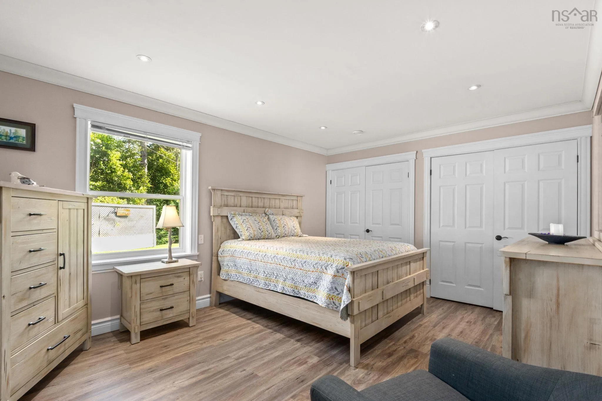 6 Spruce Lane, Boutiliers Point, NS B3Z 4G8, 3 Bedrooms Bedrooms, ,2 BathroomsBathrooms,Residential,For Sale,Spruce,202518709