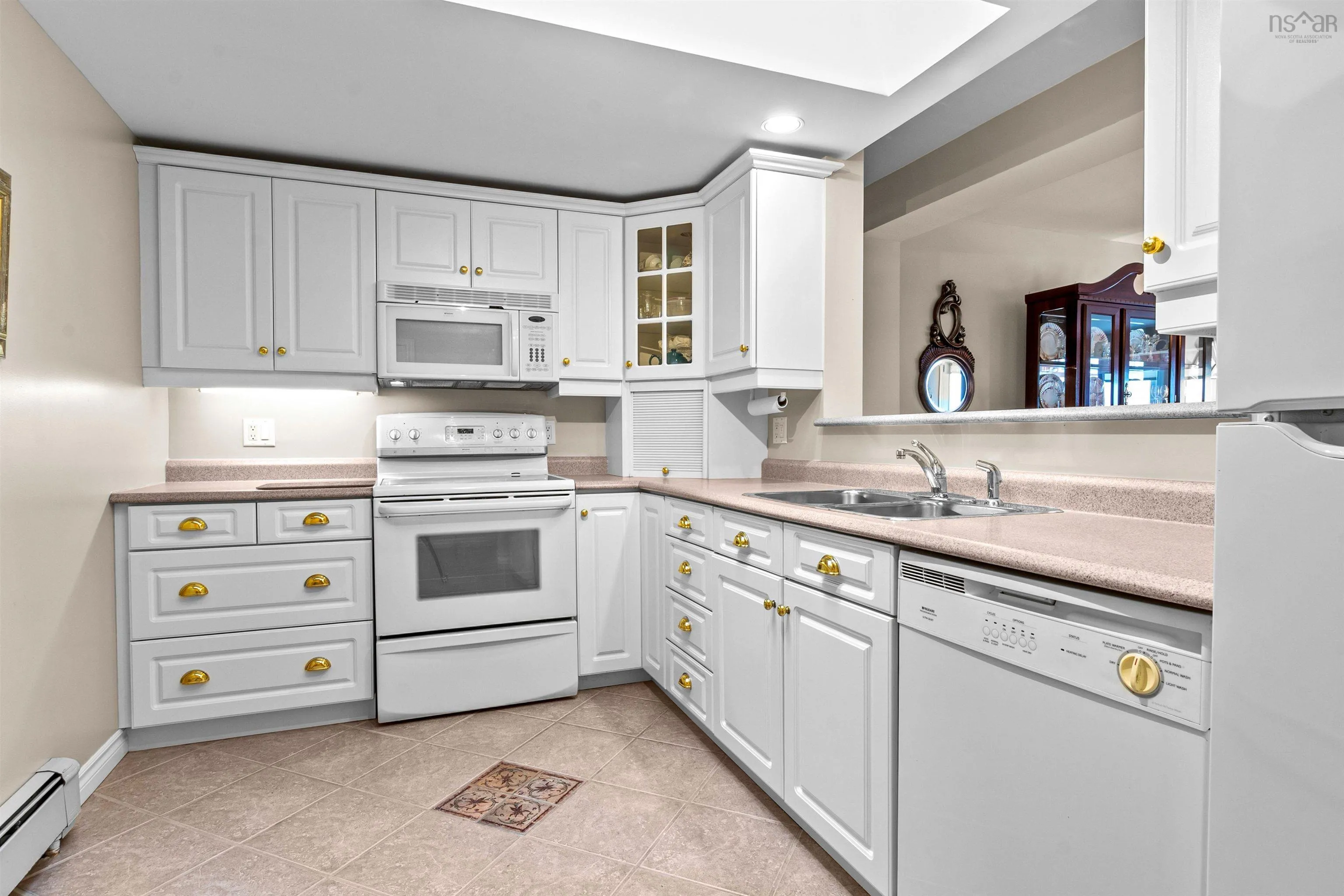 512-275 Prince Albert Road, Dartmouth, NS B2Y 1M9, 2 Bedrooms Bedrooms, ,2 BathroomsBathrooms,Residential,For Sale,Prince Albert,202524744