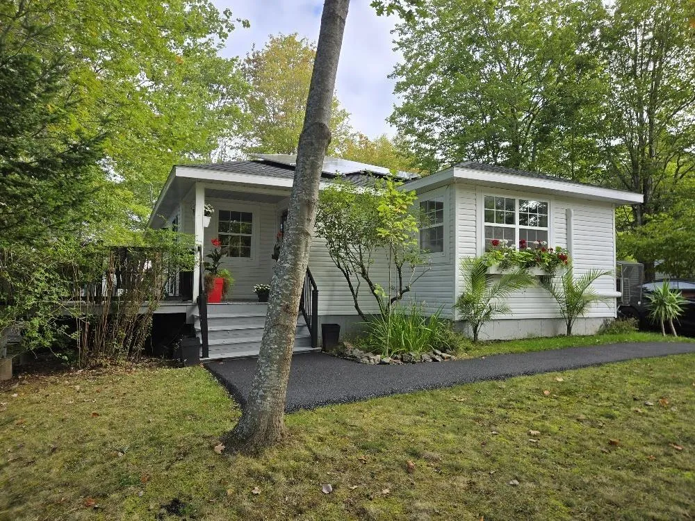 21 Heritage Place, Truro, NS B2N 6J4, 3 Bedrooms Bedrooms, ,2 BathroomsBathrooms,Residential,For Sale,Heritage Place,202523226