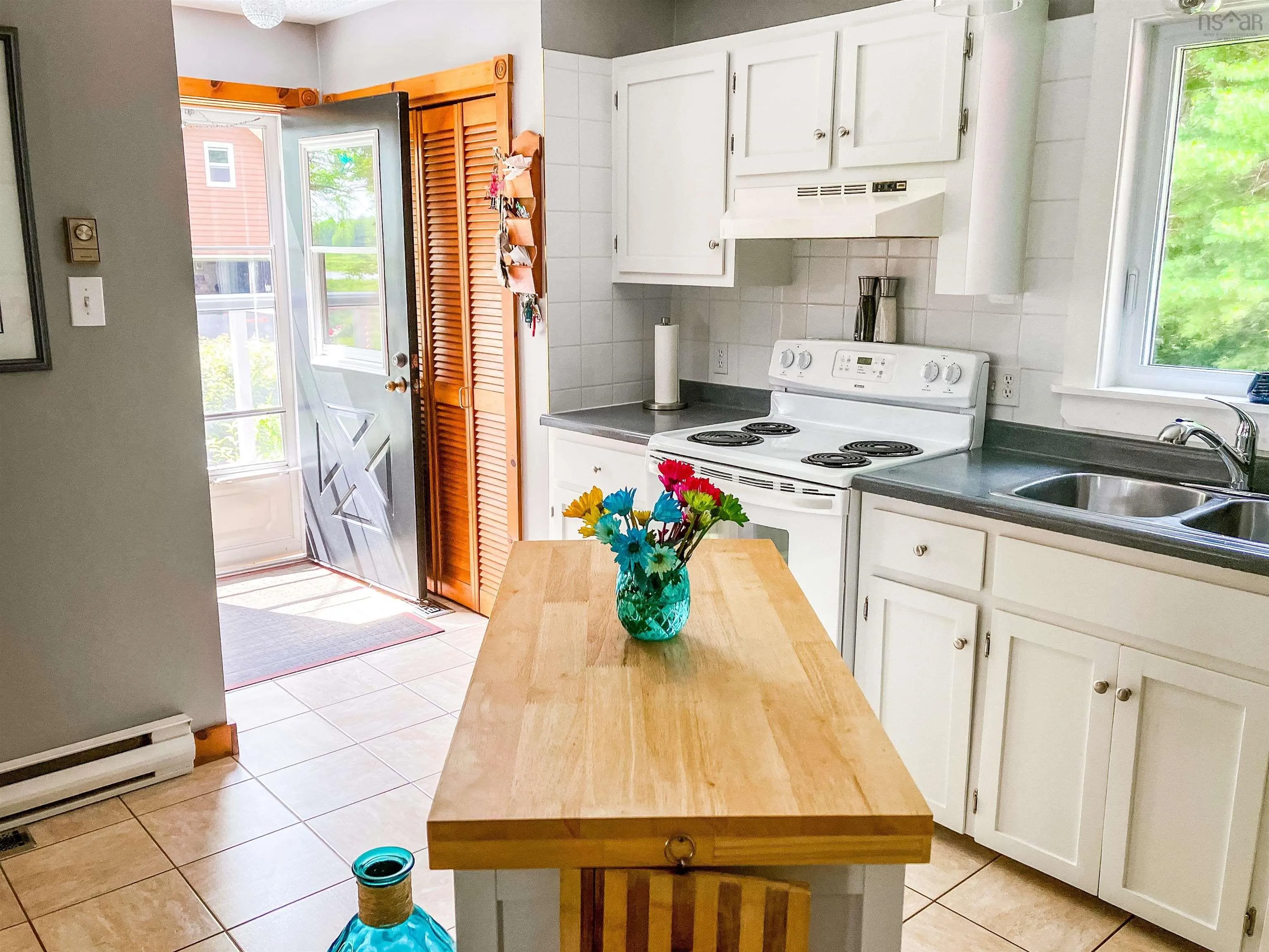 154 North Kemptville Road, Kemptville, NS B5A 5P2, 3 Bedrooms Bedrooms, ,2 BathroomsBathrooms,Residential,For Sale,North Kemptville,202520655