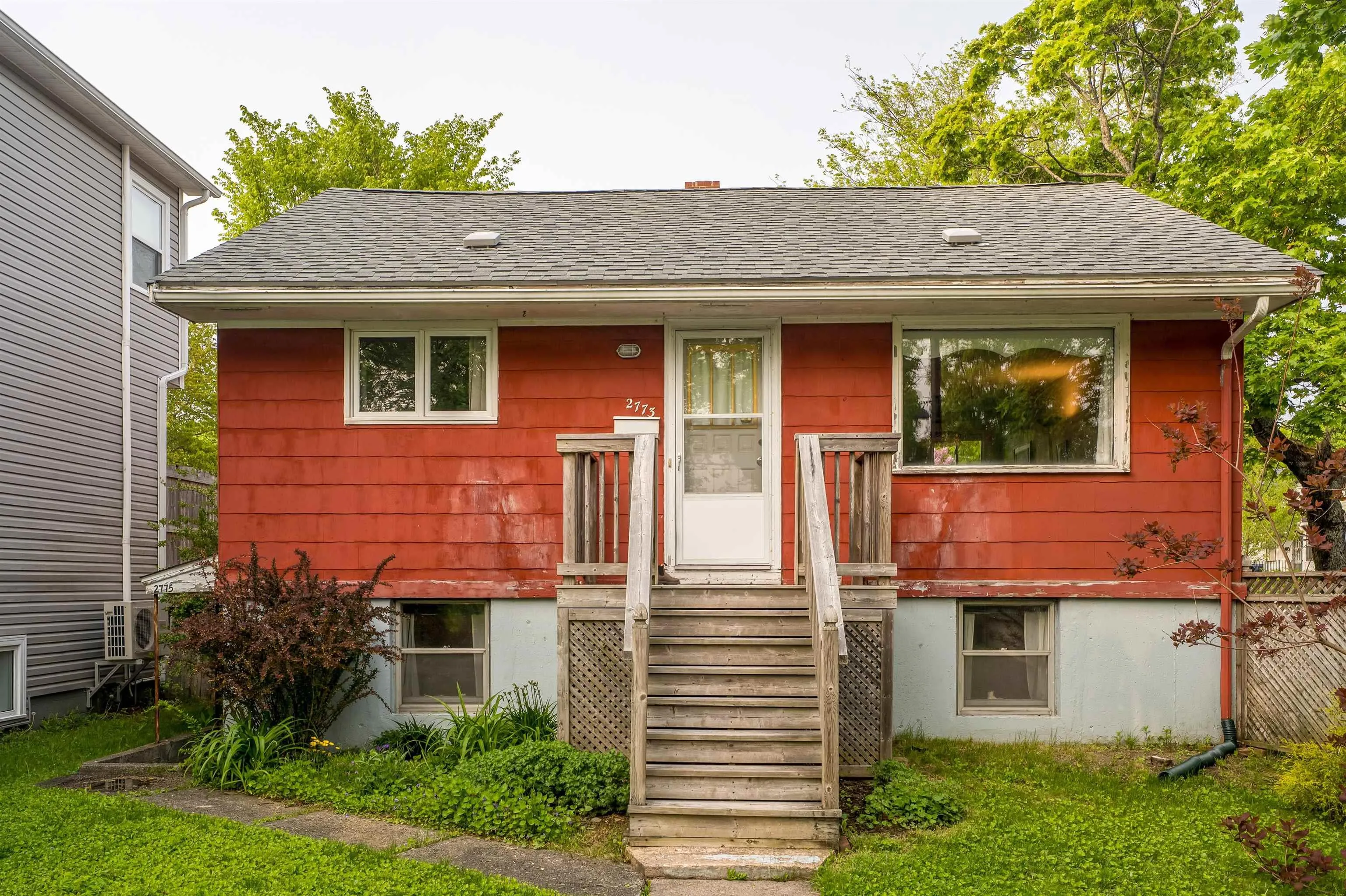 2773/2775 Connolly Street, Halifax, NS B3L 3N1, 2 Bedrooms Bedrooms, ,2 BathroomsBathrooms,Residential,For Sale,Connolly,202513344