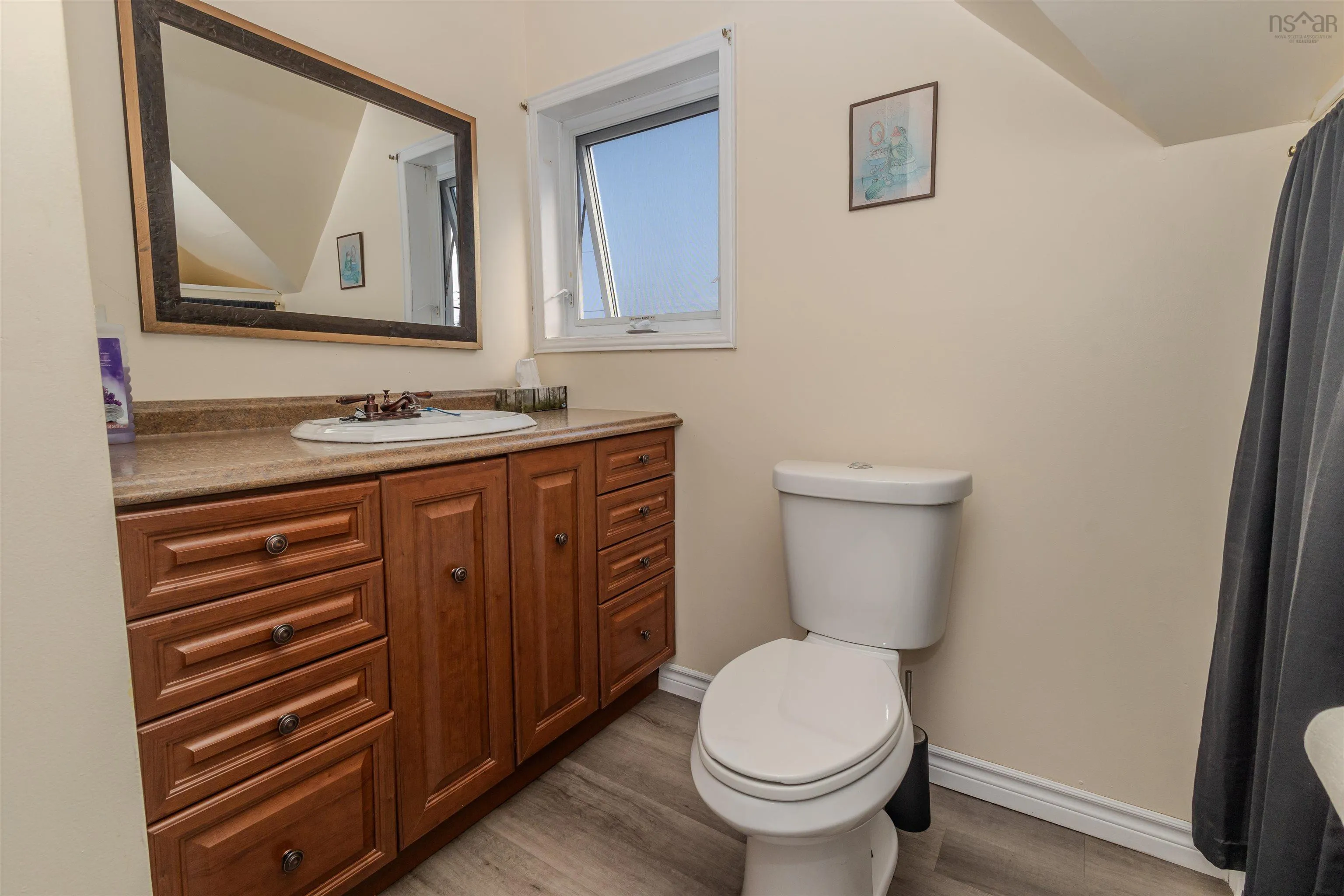 22 East Street, Donkin, NS B1A 6P6, 3 Bedrooms Bedrooms, ,2 BathroomsBathrooms,Residential,For Sale,East,202518032