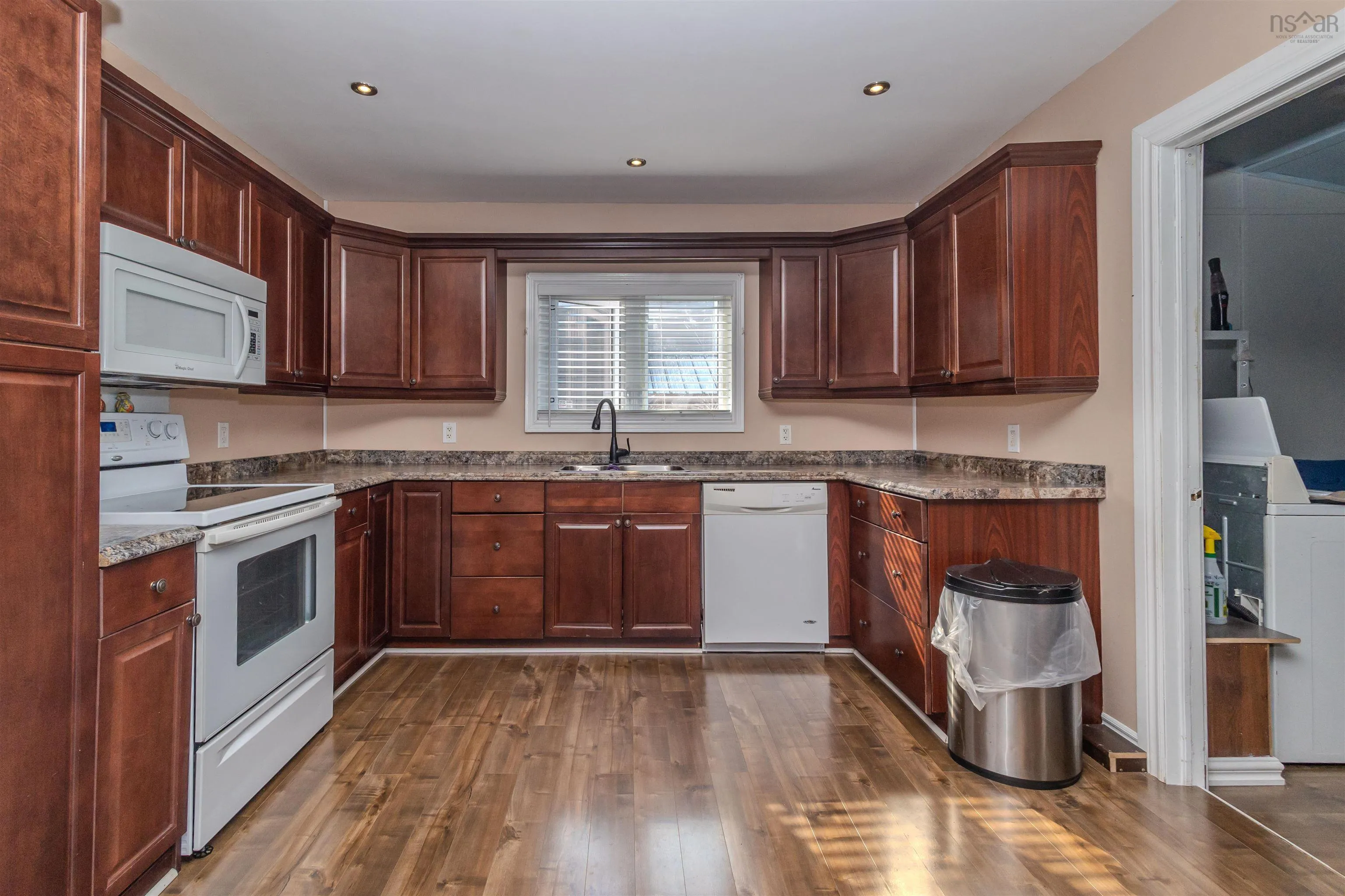 22 East Street, Donkin, NS B1A 6P6, 3 Bedrooms Bedrooms, ,2 BathroomsBathrooms,Residential,For Sale,East,202518032