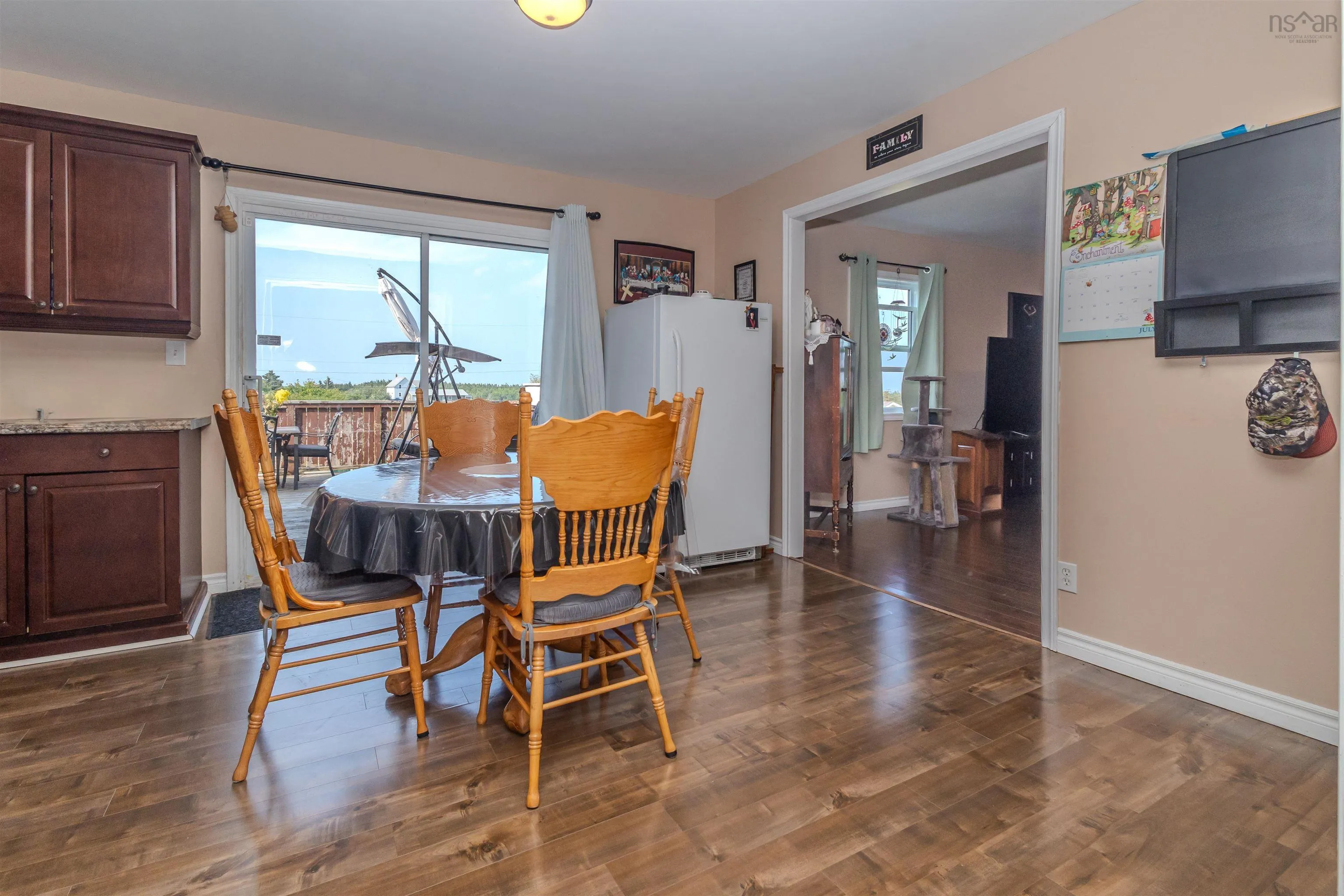 22 East Street, Donkin, NS B1A 6P6, 3 Bedrooms Bedrooms, ,2 BathroomsBathrooms,Residential,For Sale,East,202518032