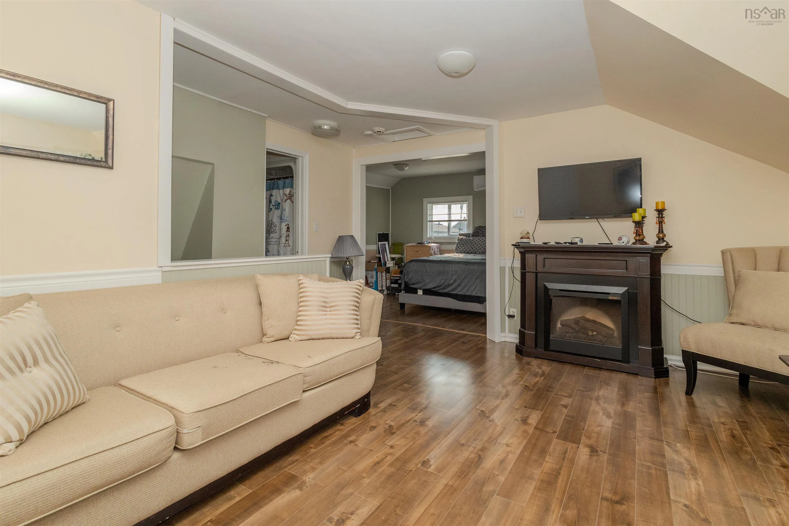 22 East Street, Donkin, NS B1A 6P6, 3 Bedrooms Bedrooms, ,2 BathroomsBathrooms,Residential,For Sale,East,202518032