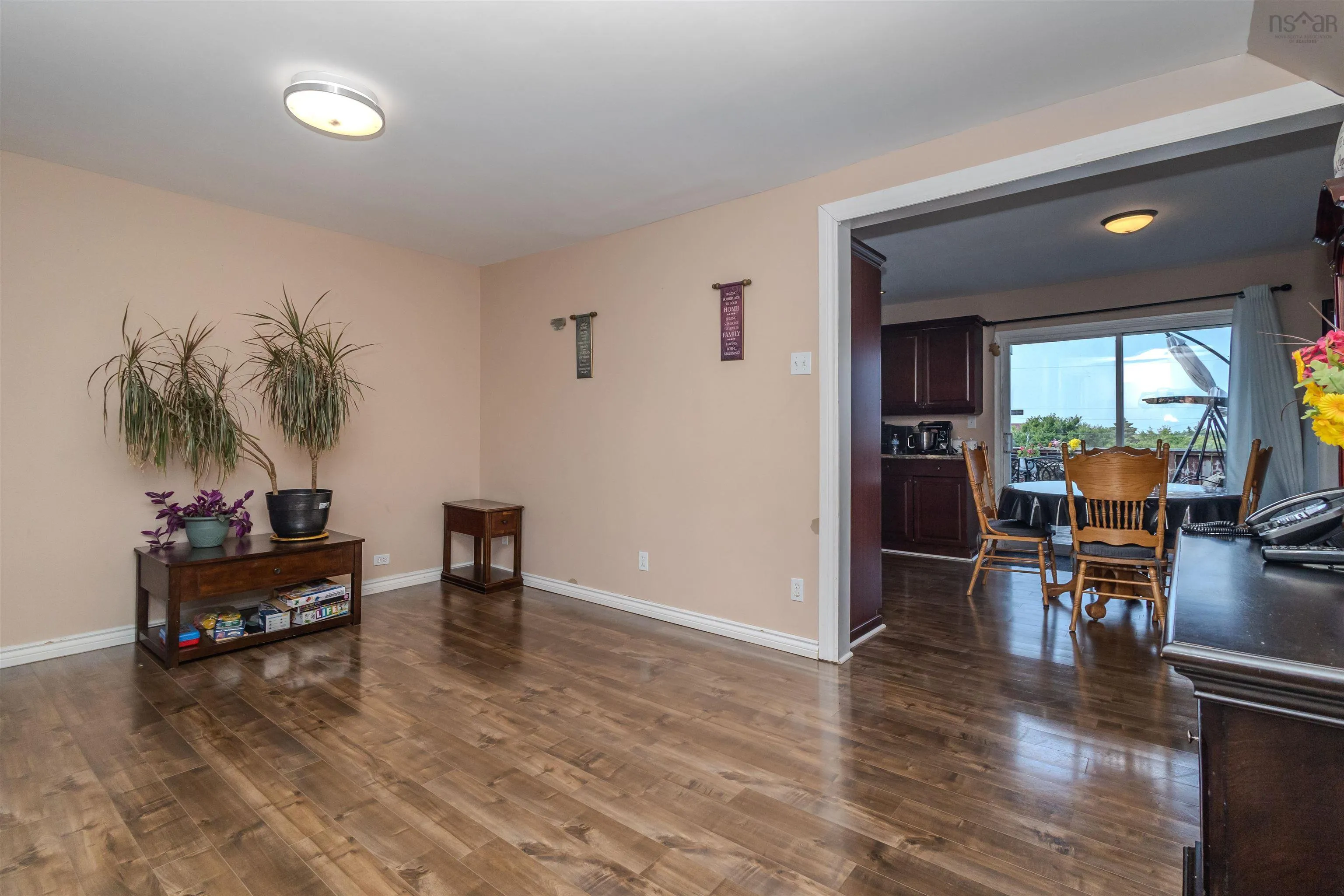 22 East Street, Donkin, NS B1A 6P6, 3 Bedrooms Bedrooms, ,2 BathroomsBathrooms,Residential,For Sale,East,202518032