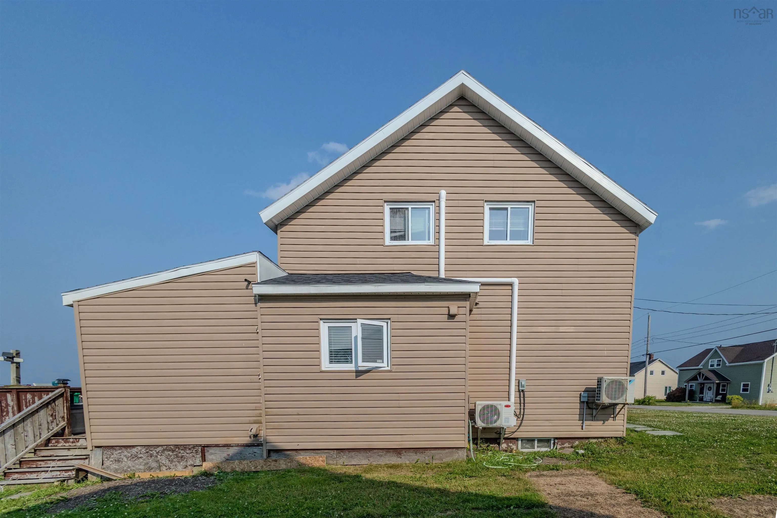 22 East Street, Donkin, NS B1A 6P6, 3 Bedrooms Bedrooms, ,2 BathroomsBathrooms,Residential,For Sale,East,202518032