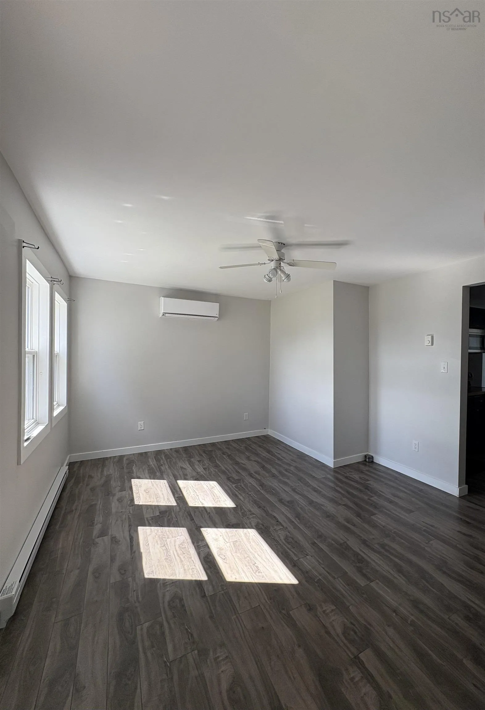 176 Chestnut Street, Pictou, NS B0K 1H0, 2 Bedrooms Bedrooms, ,1 BathroomBathrooms,Residential,For Sale,Chestnut,202522891