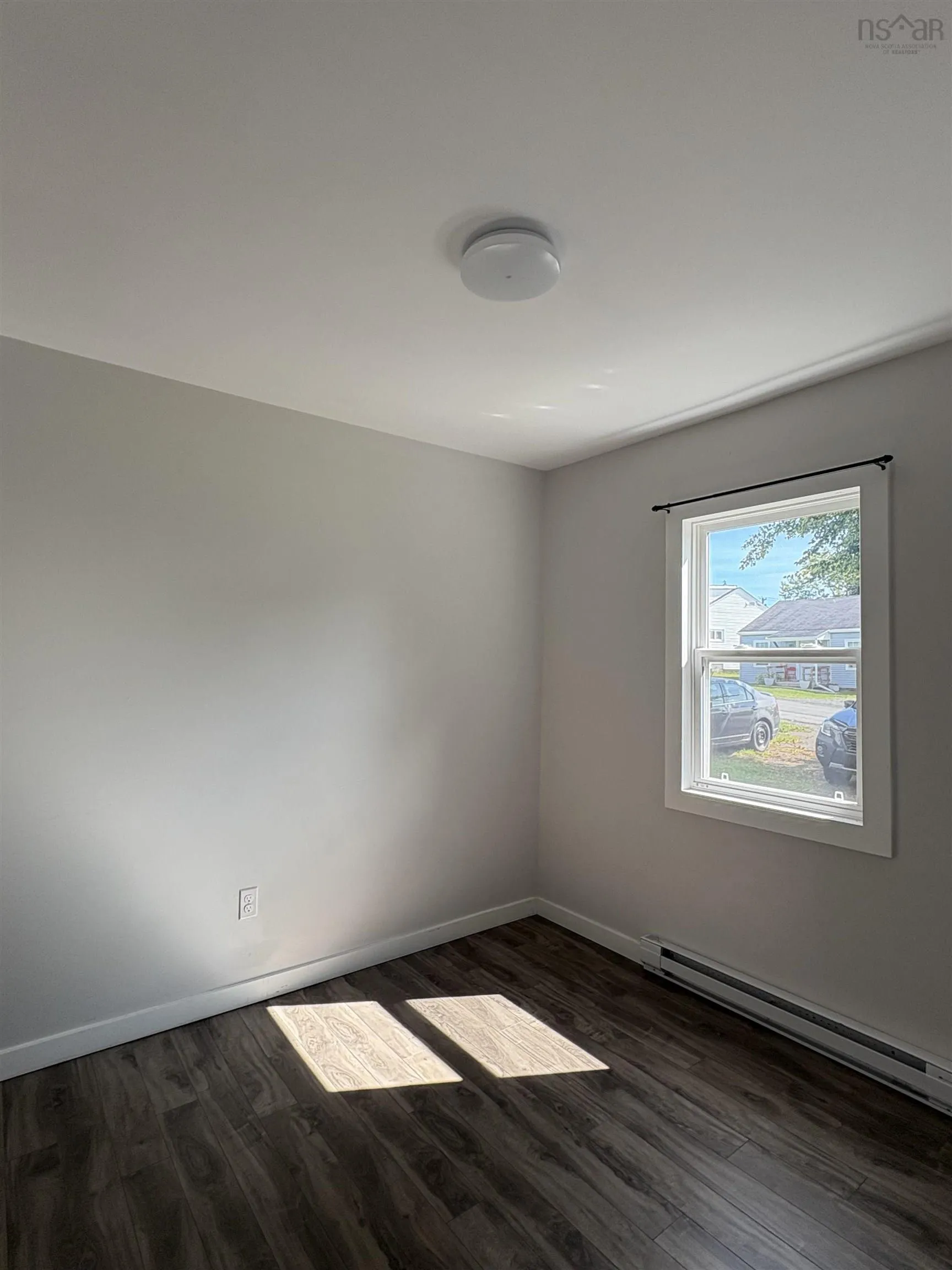 176 Chestnut Street, Pictou, NS B0K 1H0, 2 Bedrooms Bedrooms, ,1 BathroomBathrooms,Residential,For Sale,Chestnut,202522891
