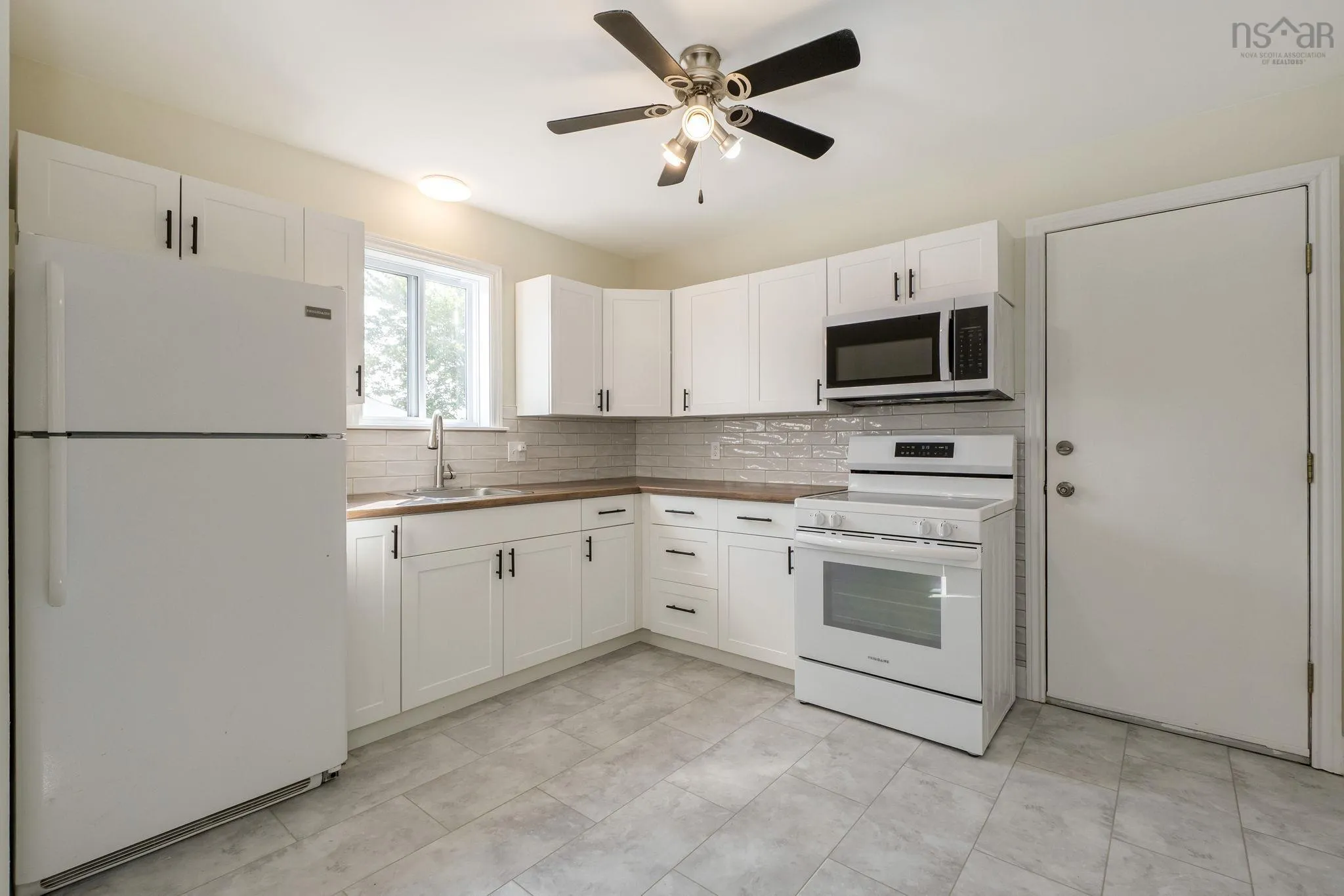 91 Silver Maple Drive, Timberlea, NS B3T 1G8, 3 Bedrooms Bedrooms, ,2 BathroomsBathrooms,Residential,For Sale,Silver Maple,202517957