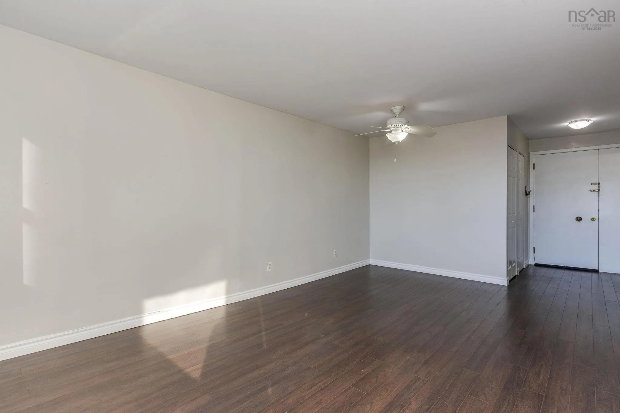 1005-5959 Spring Garden Road, Halifax, NS B3H 1Y5, 1 Bedroom Bedrooms, ,1 BathroomBathrooms,Residential,For Sale,Spring Garden,202524947