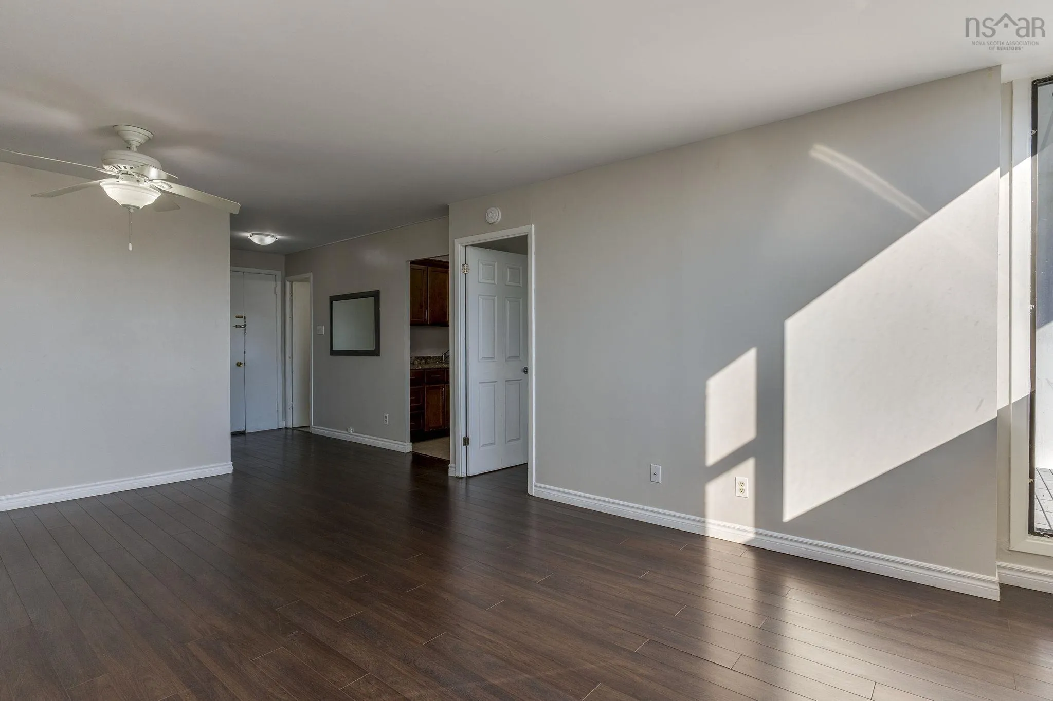 1005-5959 Spring Garden Road, Halifax, NS B3H 1Y5, 1 Bedroom Bedrooms, ,1 BathroomBathrooms,Residential,For Sale,Spring Garden,202524947