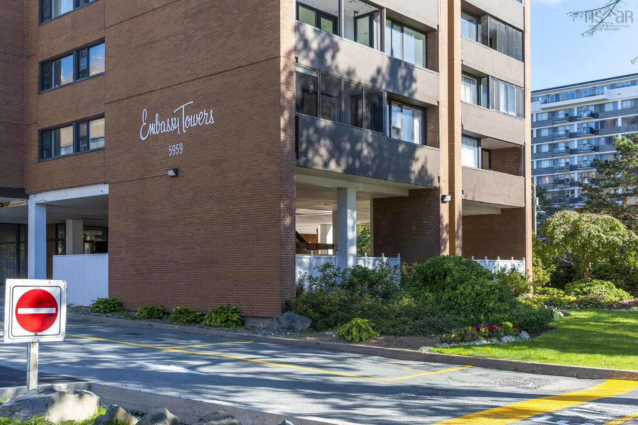 1005-5959 Spring Garden Road, Halifax, NS B3H 1Y5, 1 Bedroom Bedrooms, ,1 BathroomBathrooms,Residential,For Sale,Spring Garden,202524947