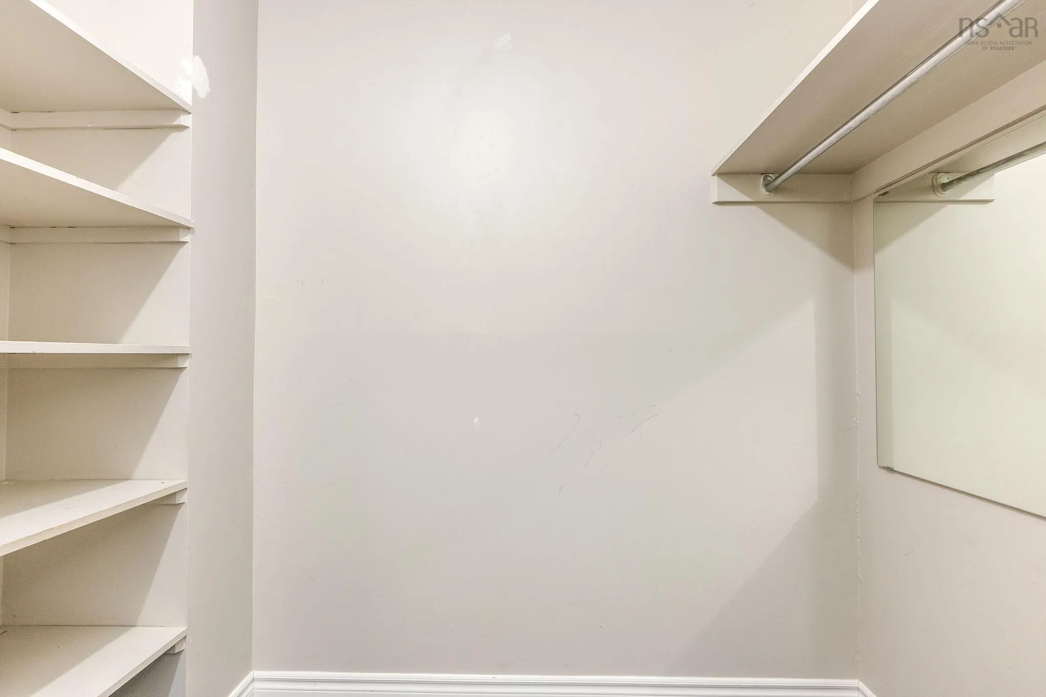 1005-5959 Spring Garden Road, Halifax, NS B3H 1Y5, 1 Bedroom Bedrooms, ,1 BathroomBathrooms,Residential,For Sale,Spring Garden,202524947